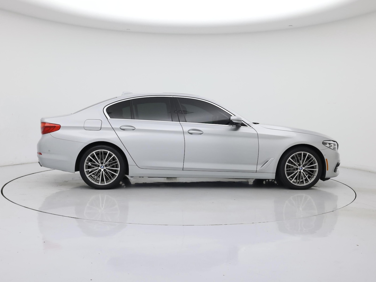 2020 BMW 5 Series 540i - Photo 8
