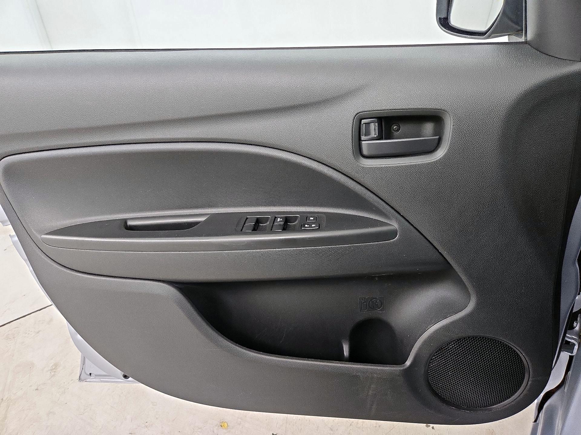Thumbnail: 2021 Mitsubishi Mirage - 12