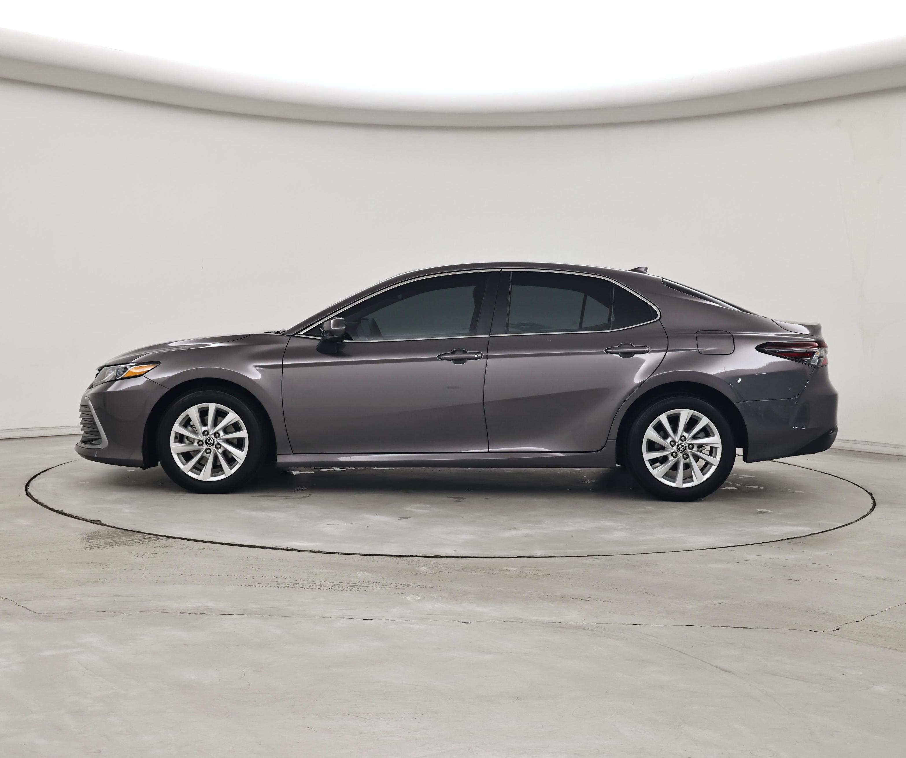 Thumbnail: 2022 Toyota Camry - 3