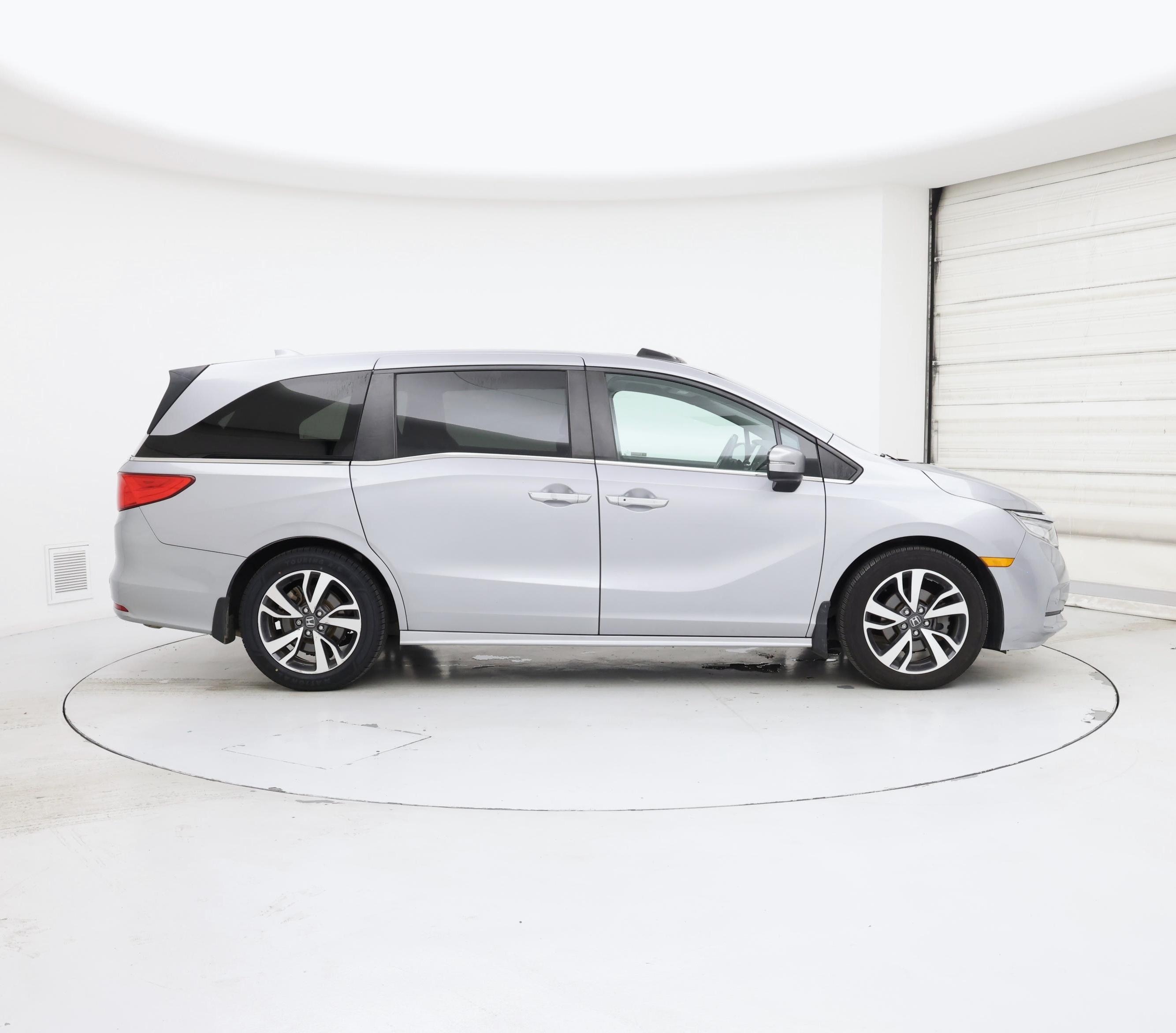 Thumbnail: 2022 Honda Odyssey - 7