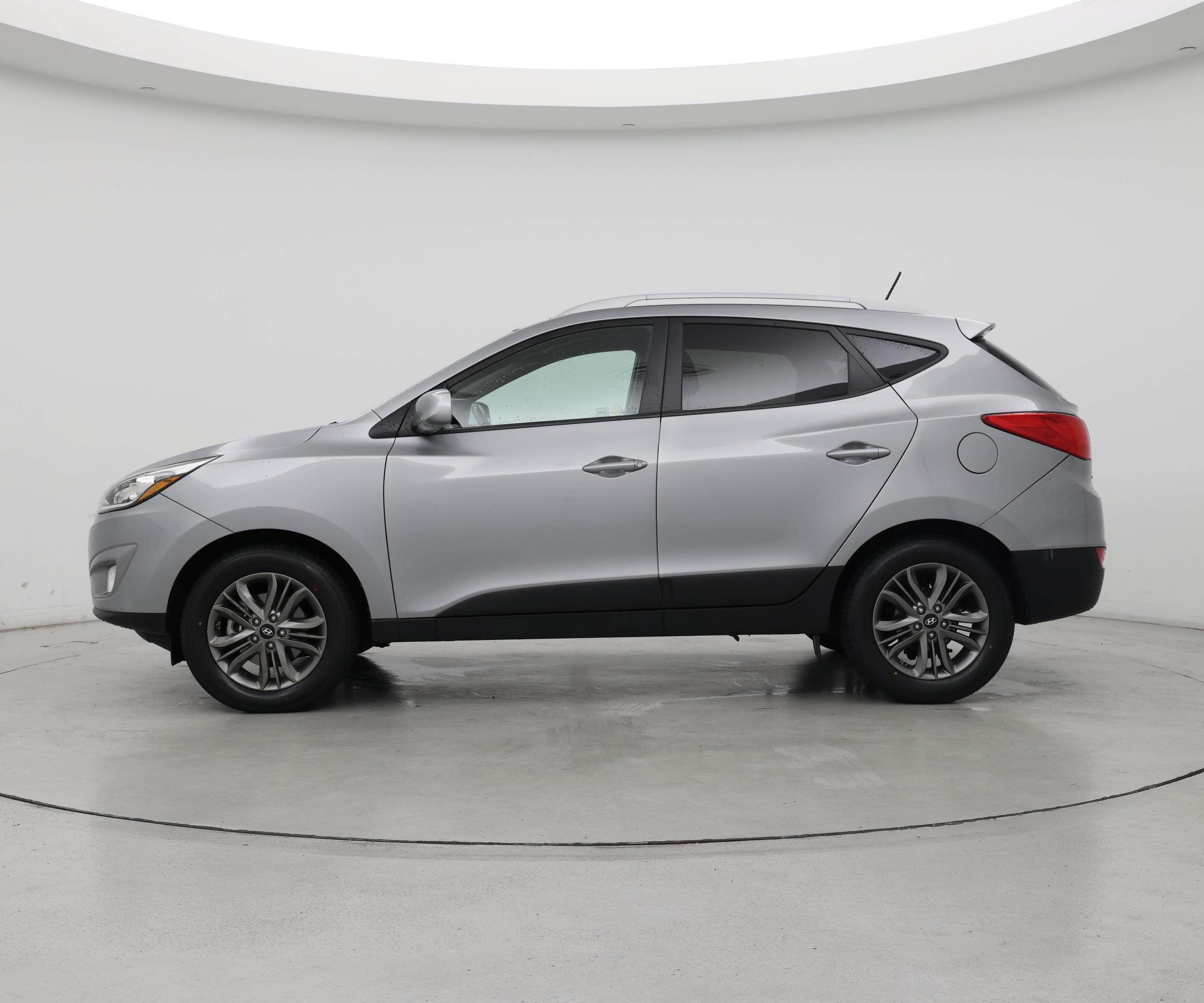 Thumbnail: 2015 Hyundai Tucson - 3