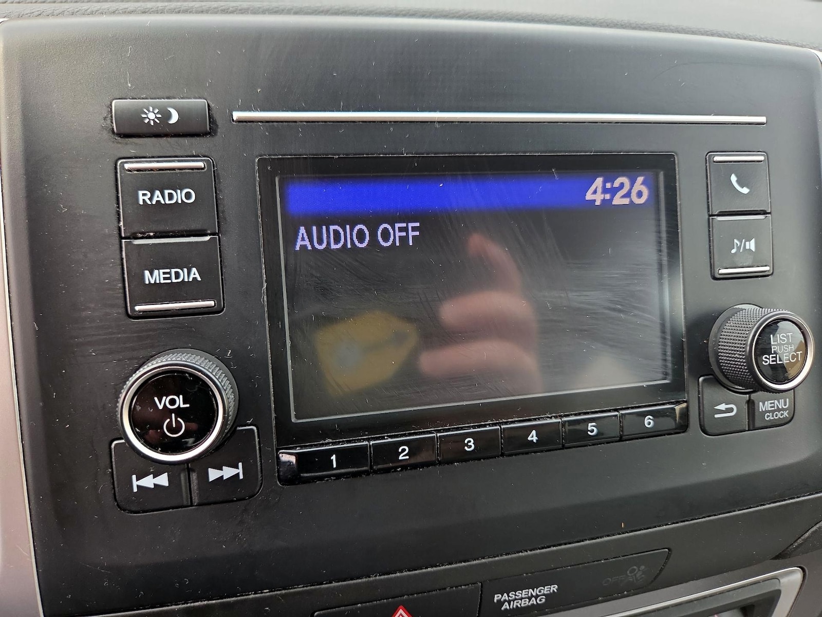 2019 Honda Pilot LX - Photo 16