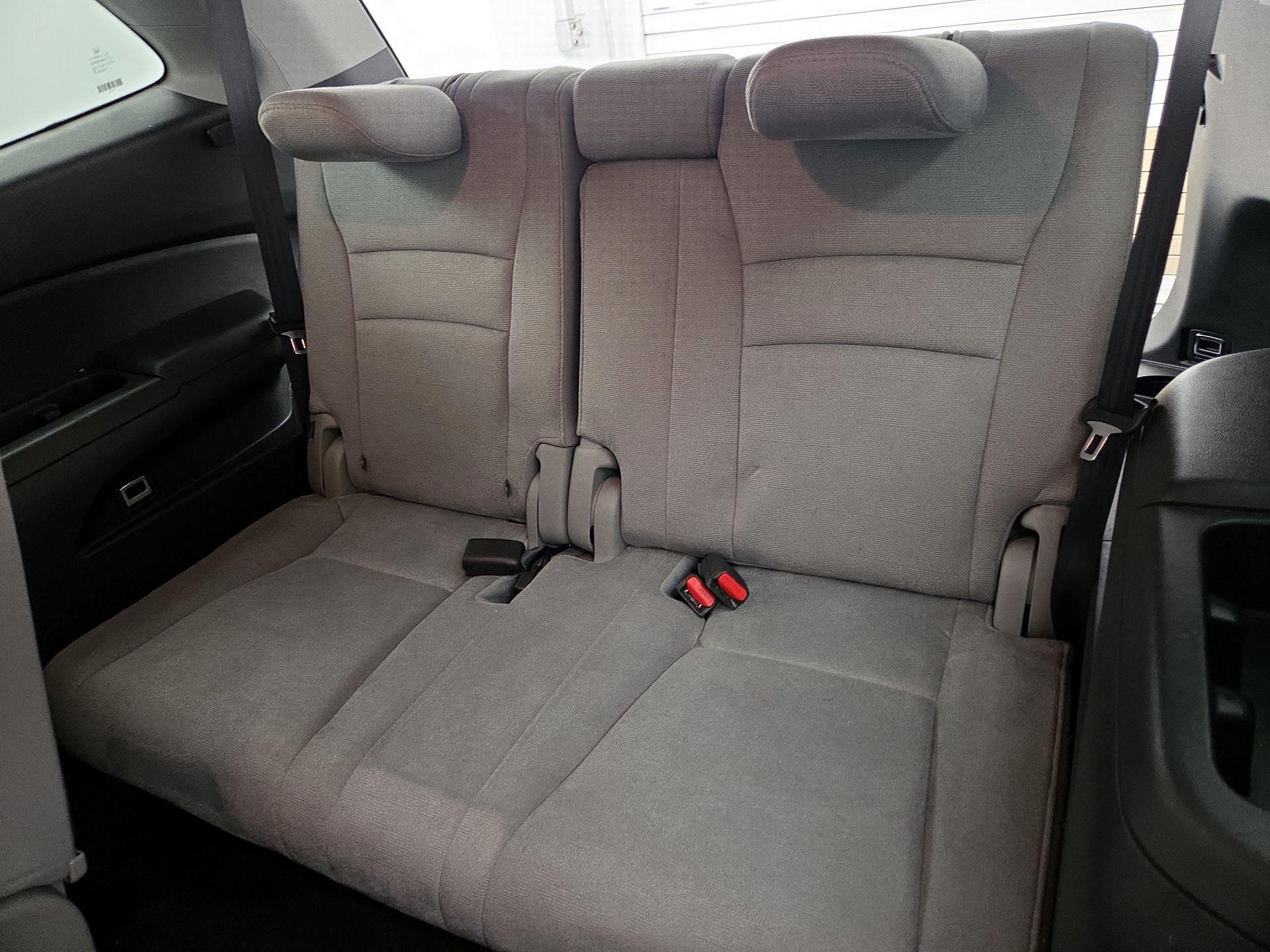 Thumbnail: 2019 Honda Pilot - 20