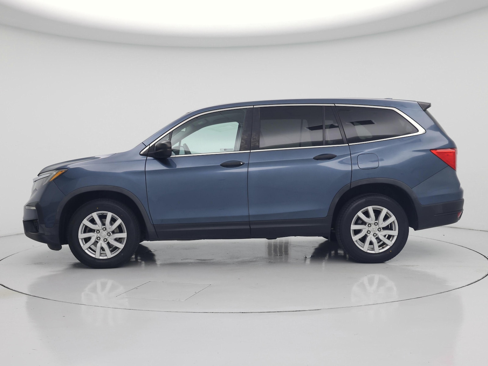 2019 Honda Pilot LX - Photo 4