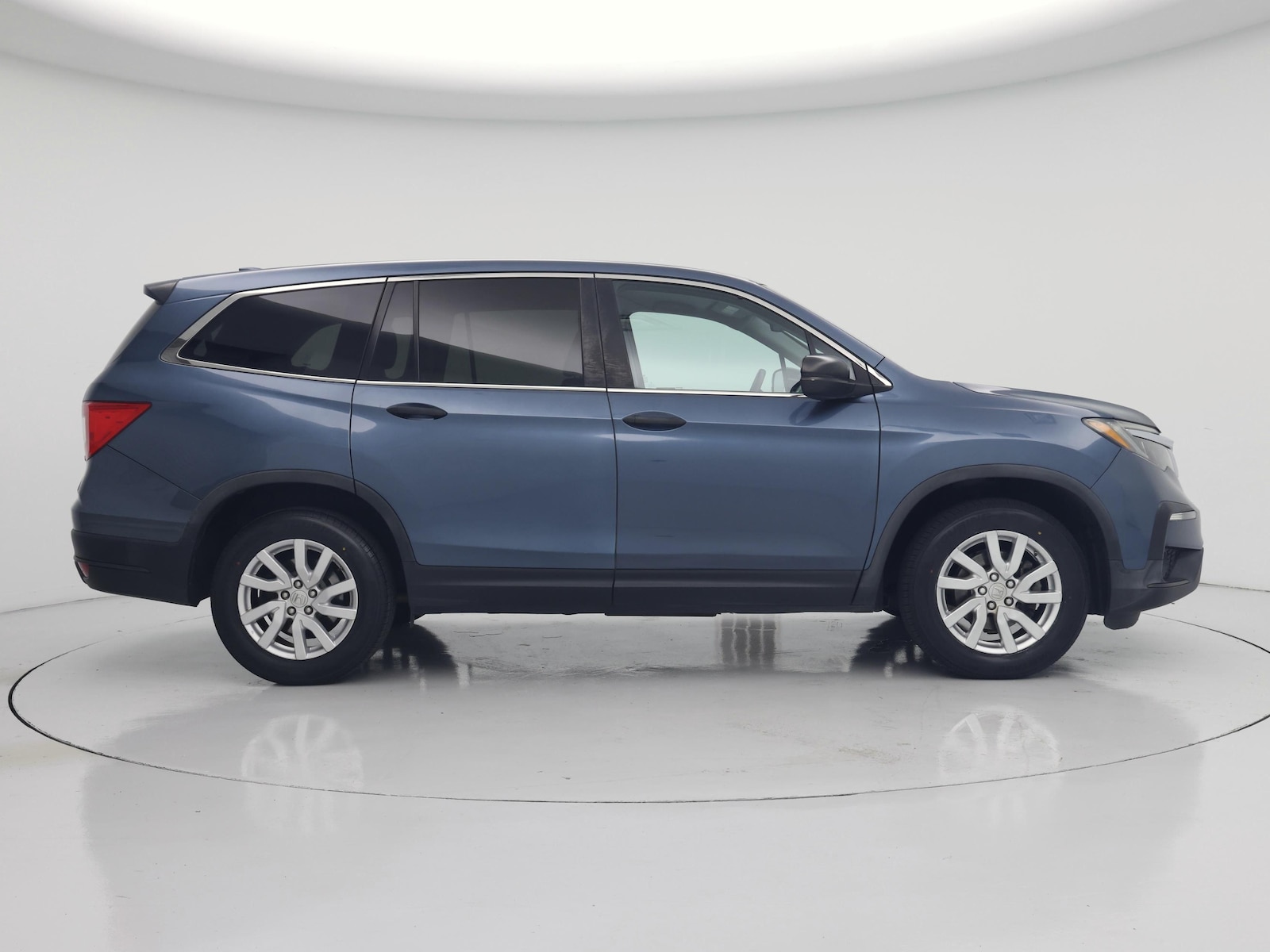 2019 Honda Pilot LX - Photo 8