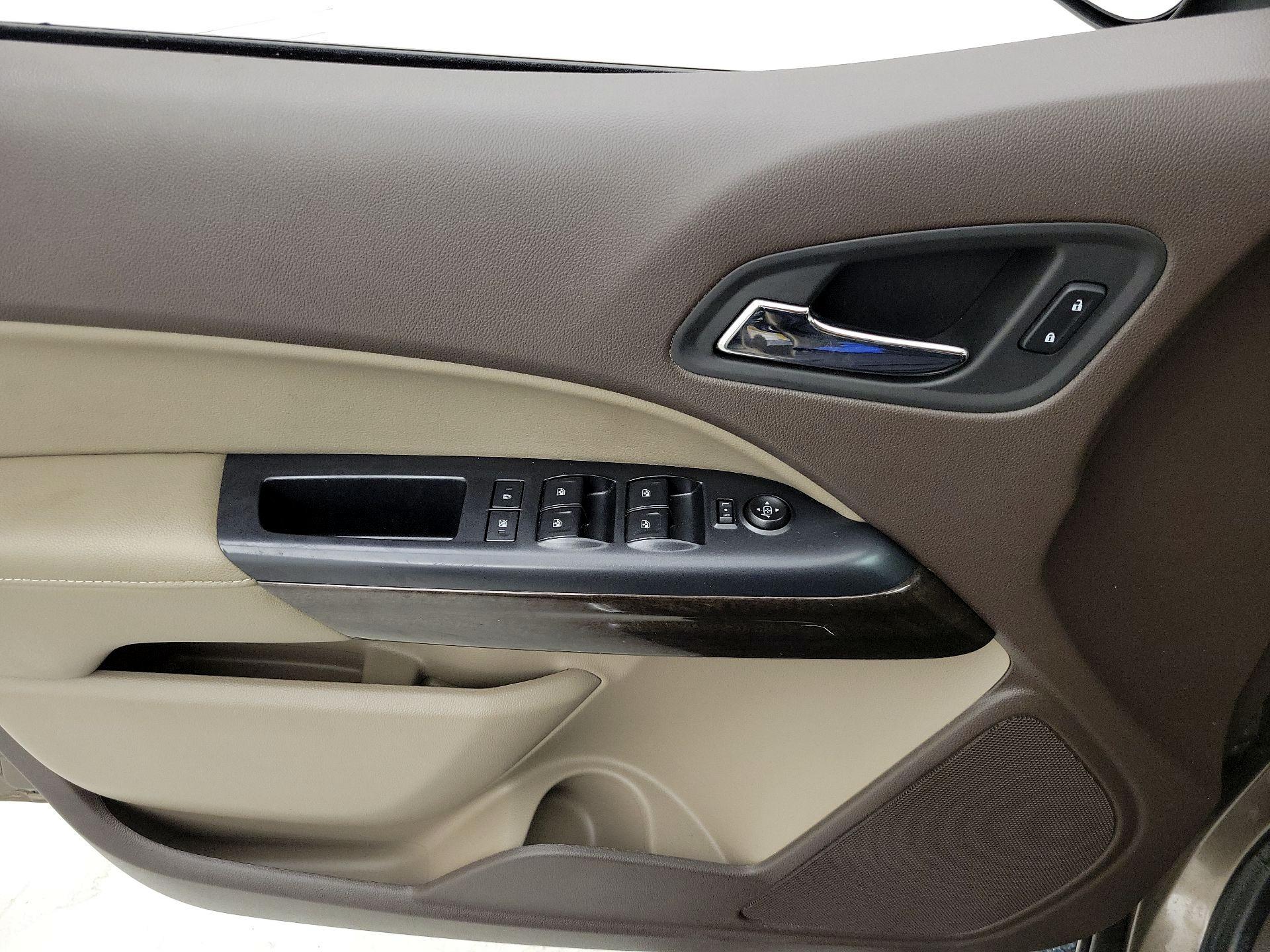 Thumbnail: 2016 GMC Canyon - 12