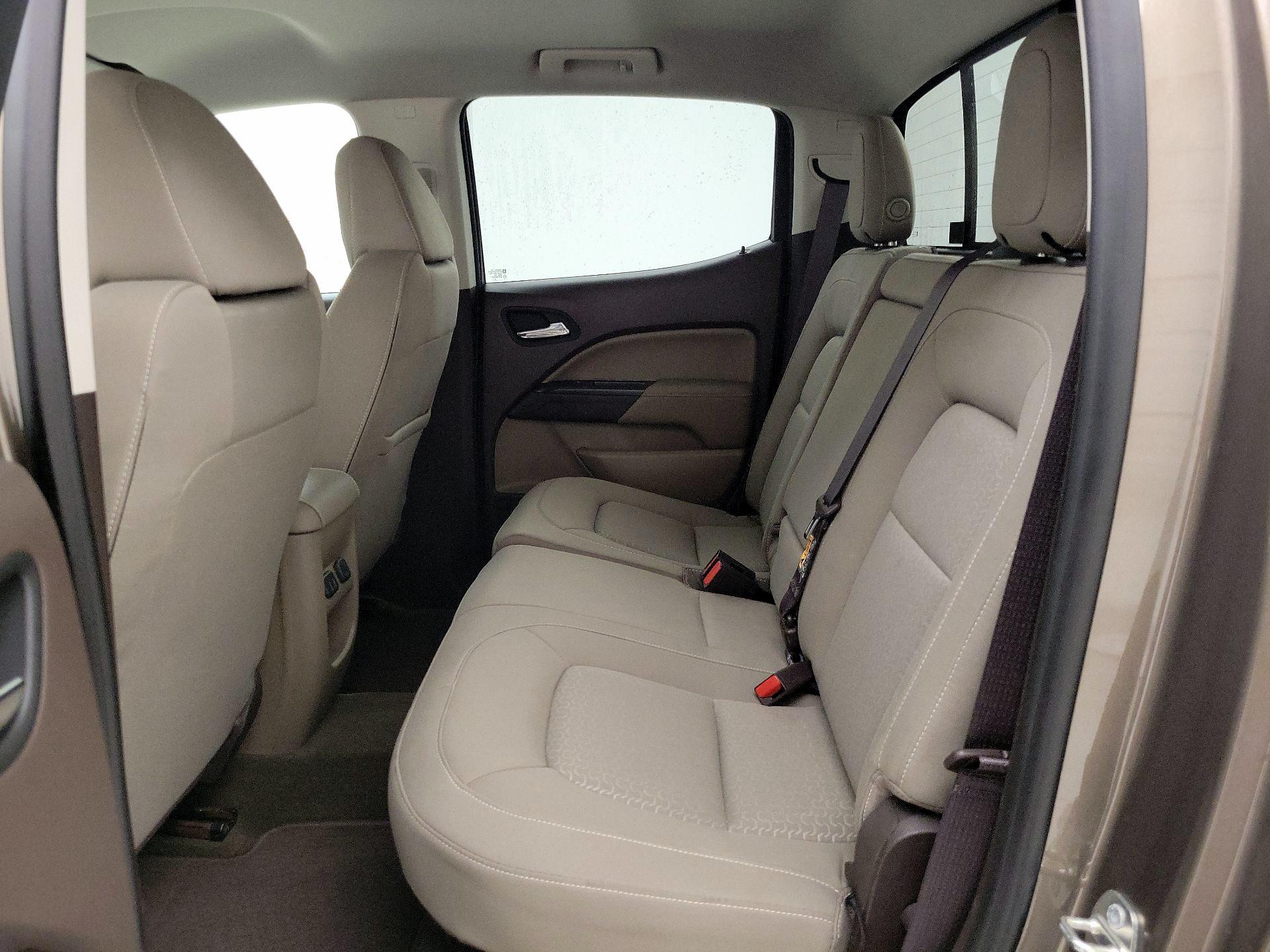 Thumbnail: 2016 GMC Canyon - 19