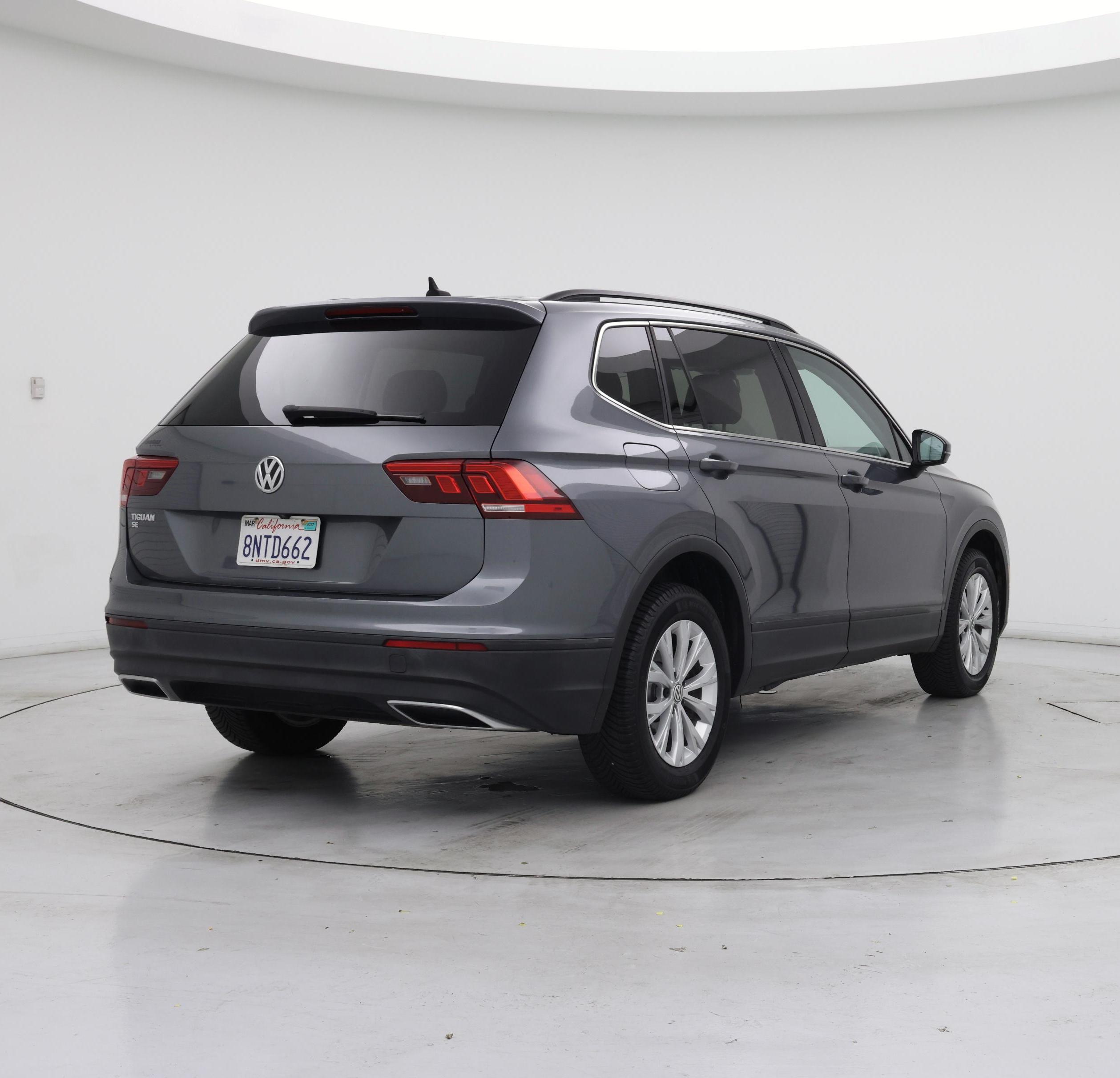 Thumbnail: 2019 Volkswagen Tiguan - 8