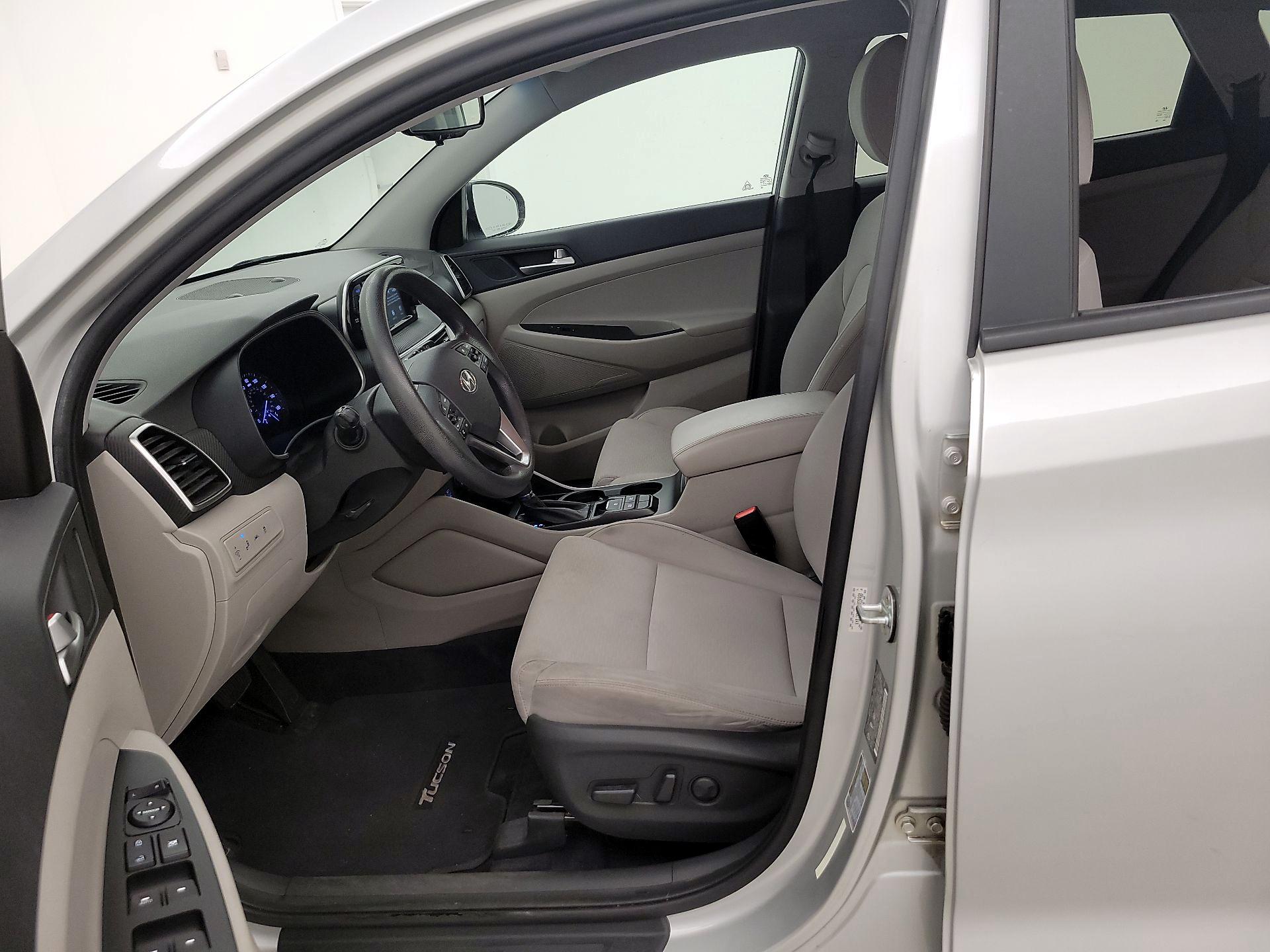 Thumbnail: 2019 Hyundai Tucson - 11
