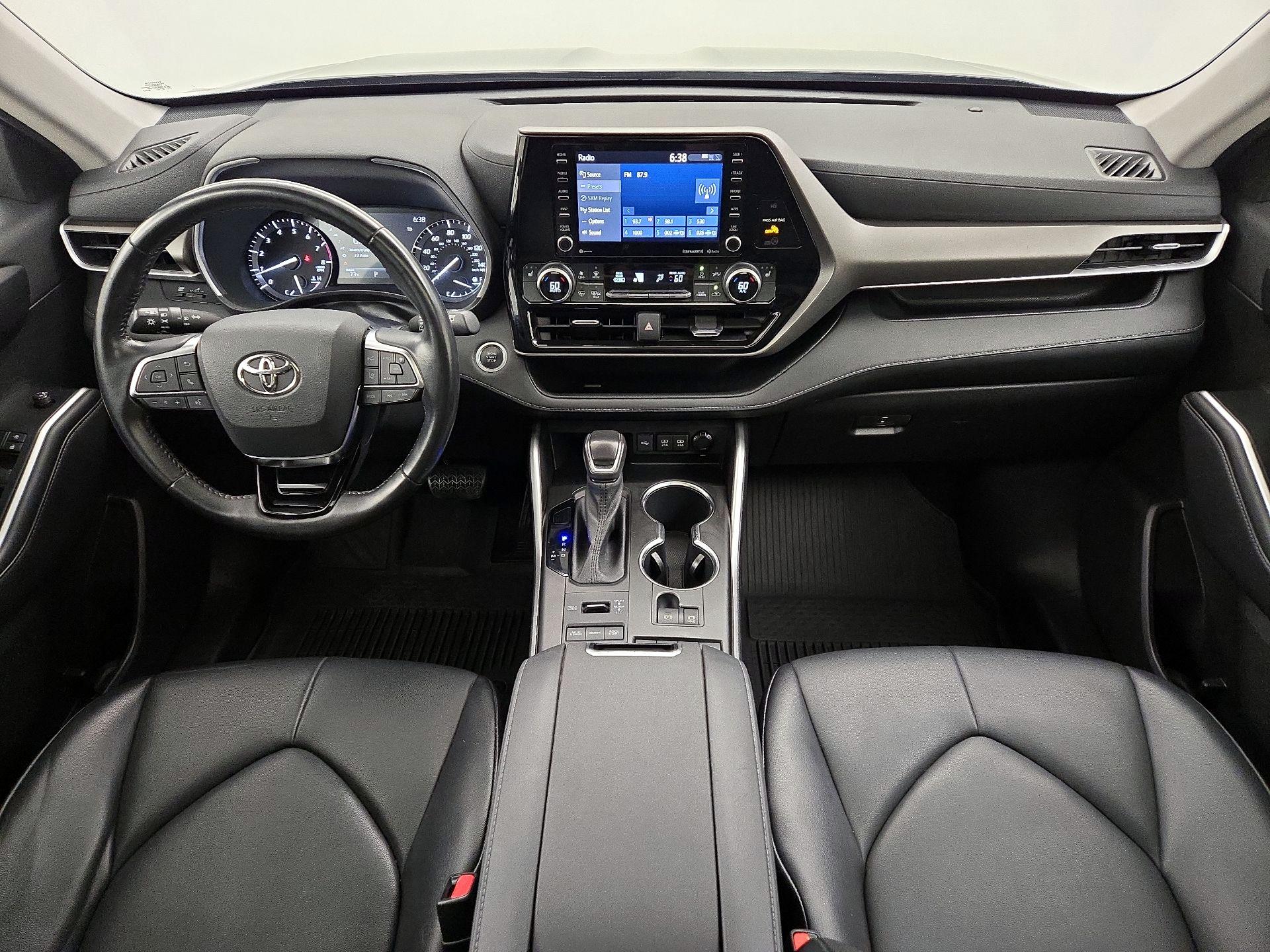 Thumbnail: 2021 Toyota Highlander - 9