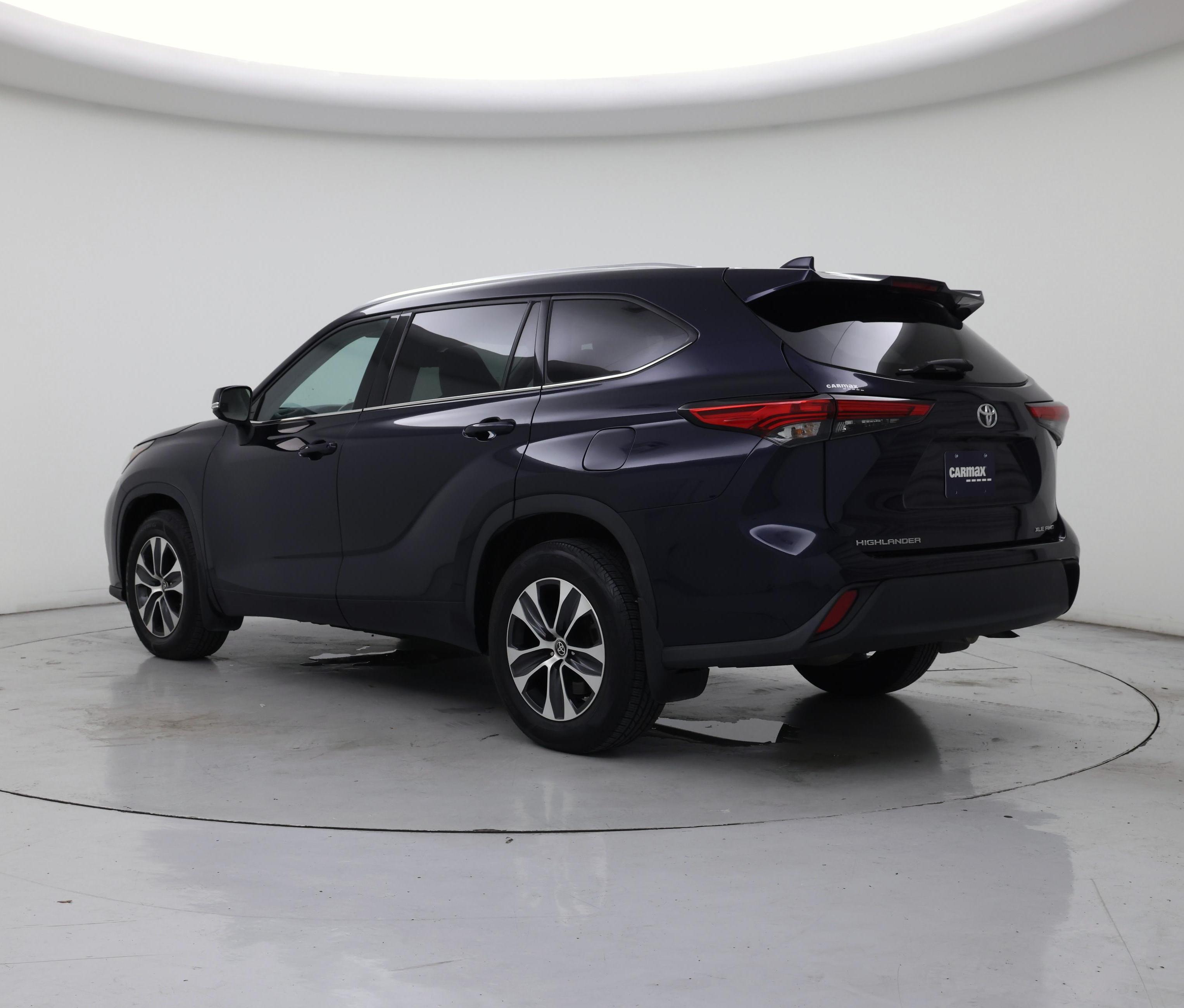 Thumbnail: 2021 Toyota Highlander - 2