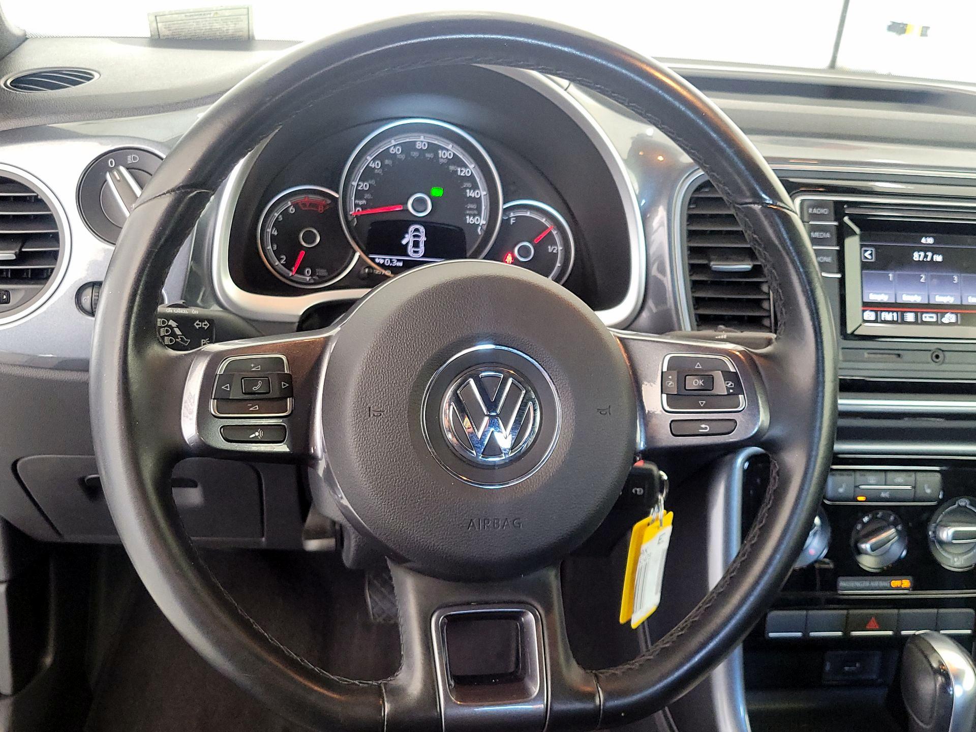 Thumbnail: 2018 Volkswagen Beetle - 10