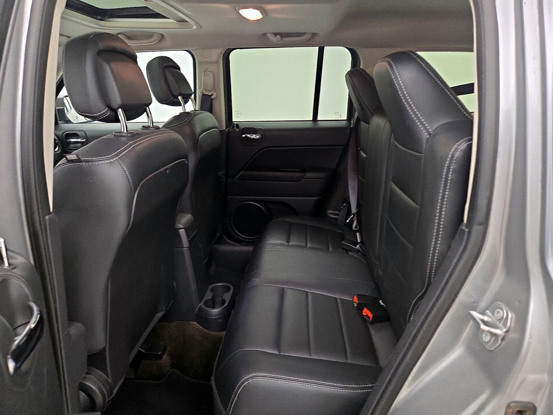 Thumbnail: 2016 Jeep Patriot - 18