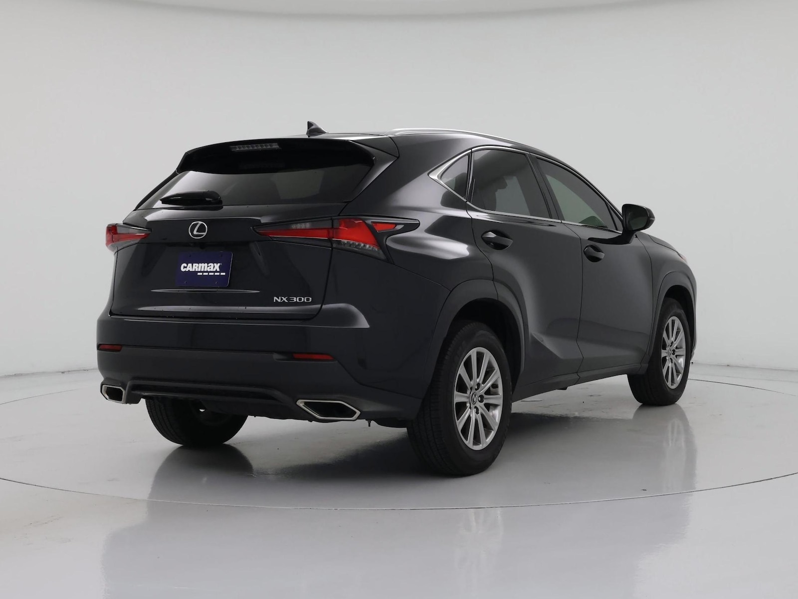2021 Lexus NX 300 - Photo 9