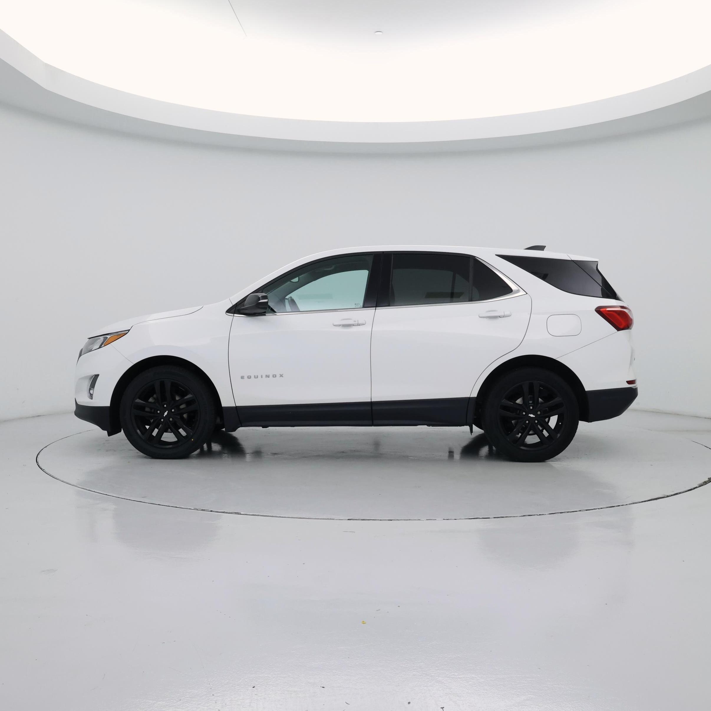 Thumbnail: 2020 Chevrolet Equinox - 3