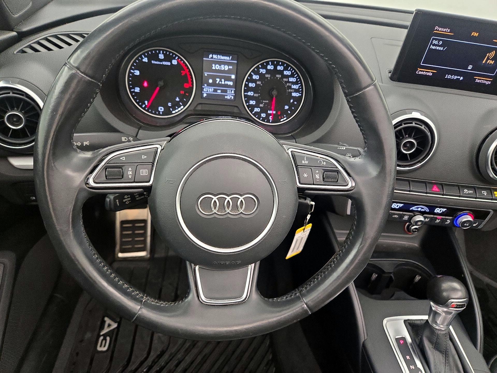 Thumbnail: 2015 Audi A3 - 10