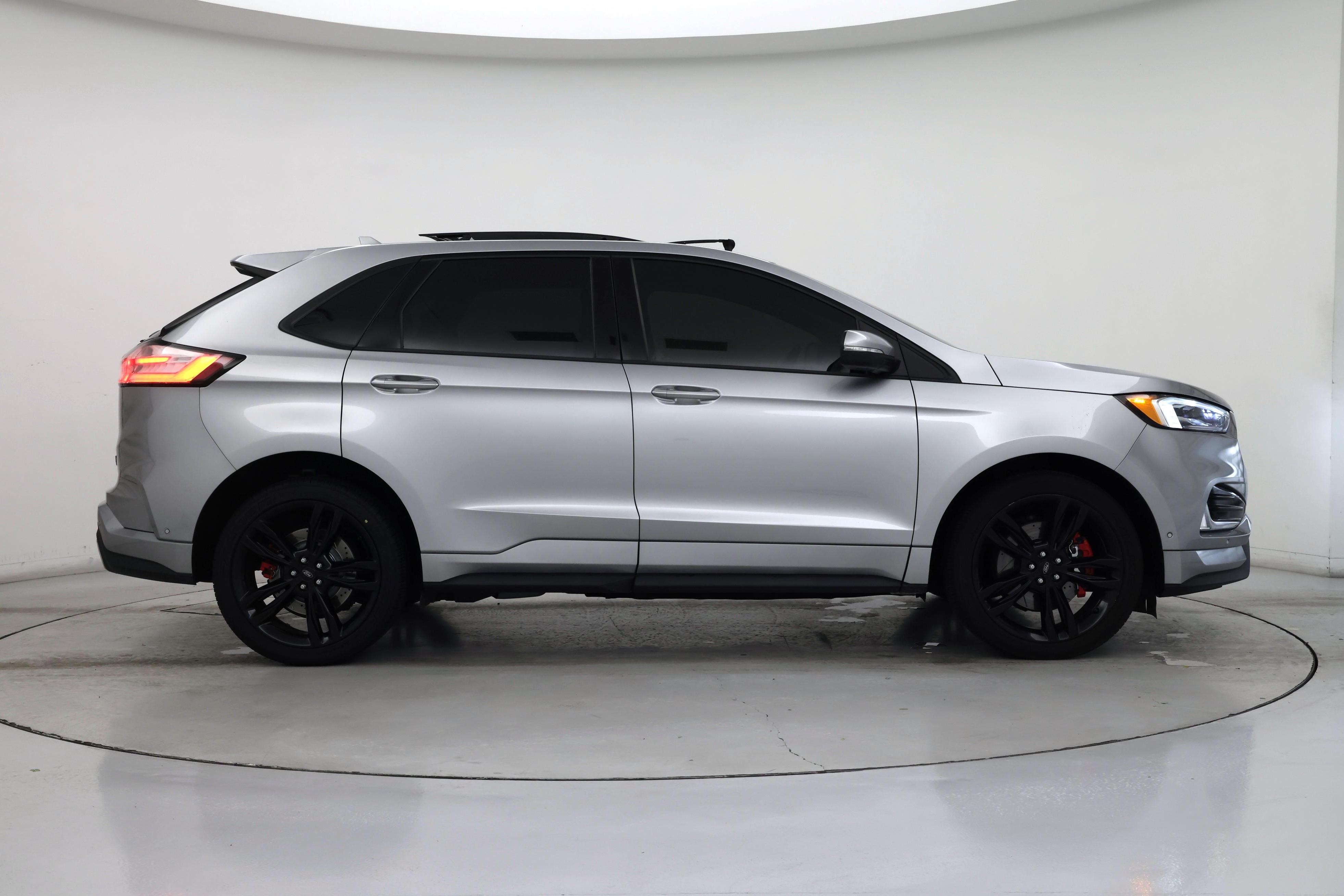 Thumbnail: 2020 Ford Edge - 7