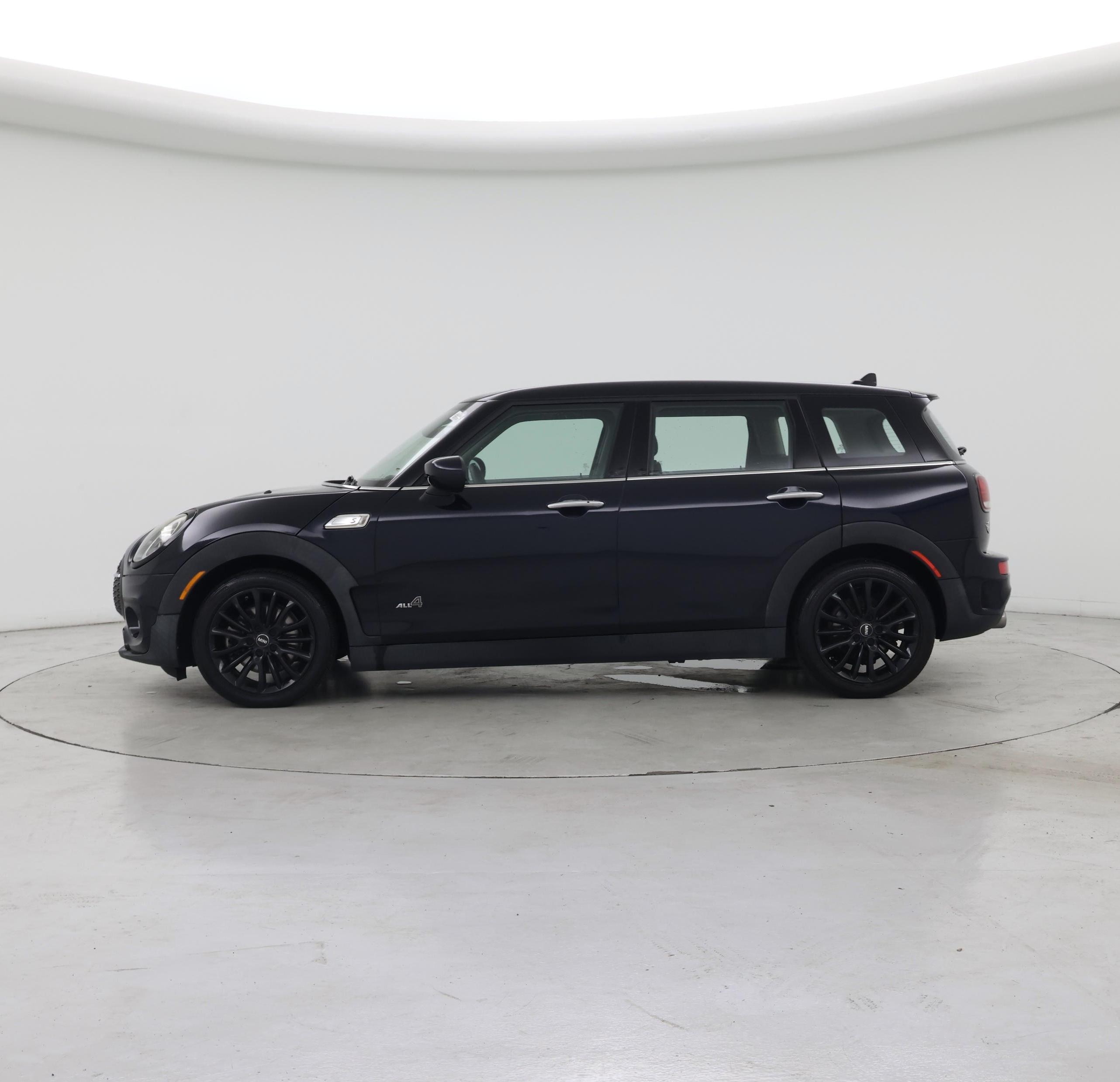 Thumbnail: 2020 MINI Cooper Clubman - 3