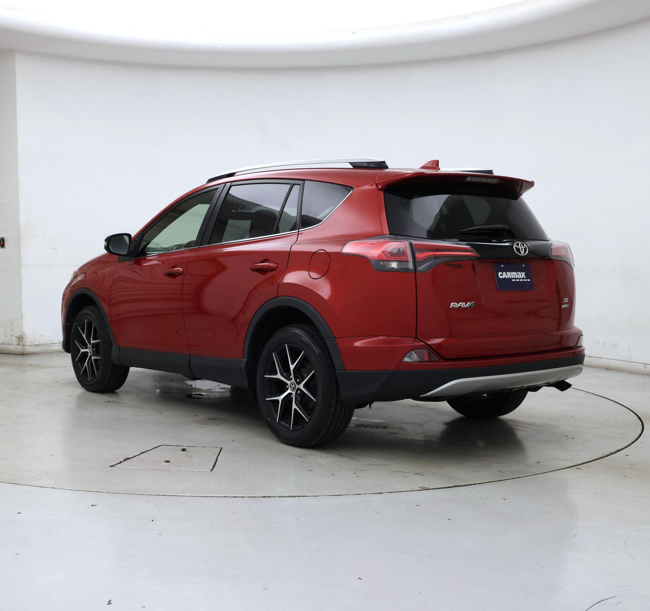 Thumbnail: 2016 Toyota RAV4 - 2