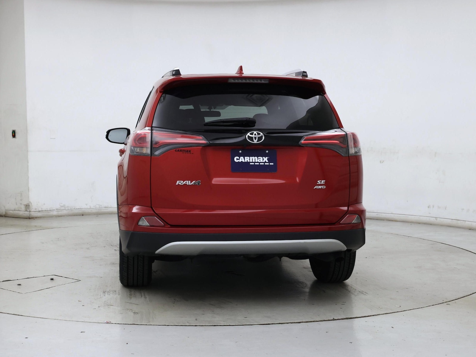 2016 Toyota RAV4 SE - Photo 7