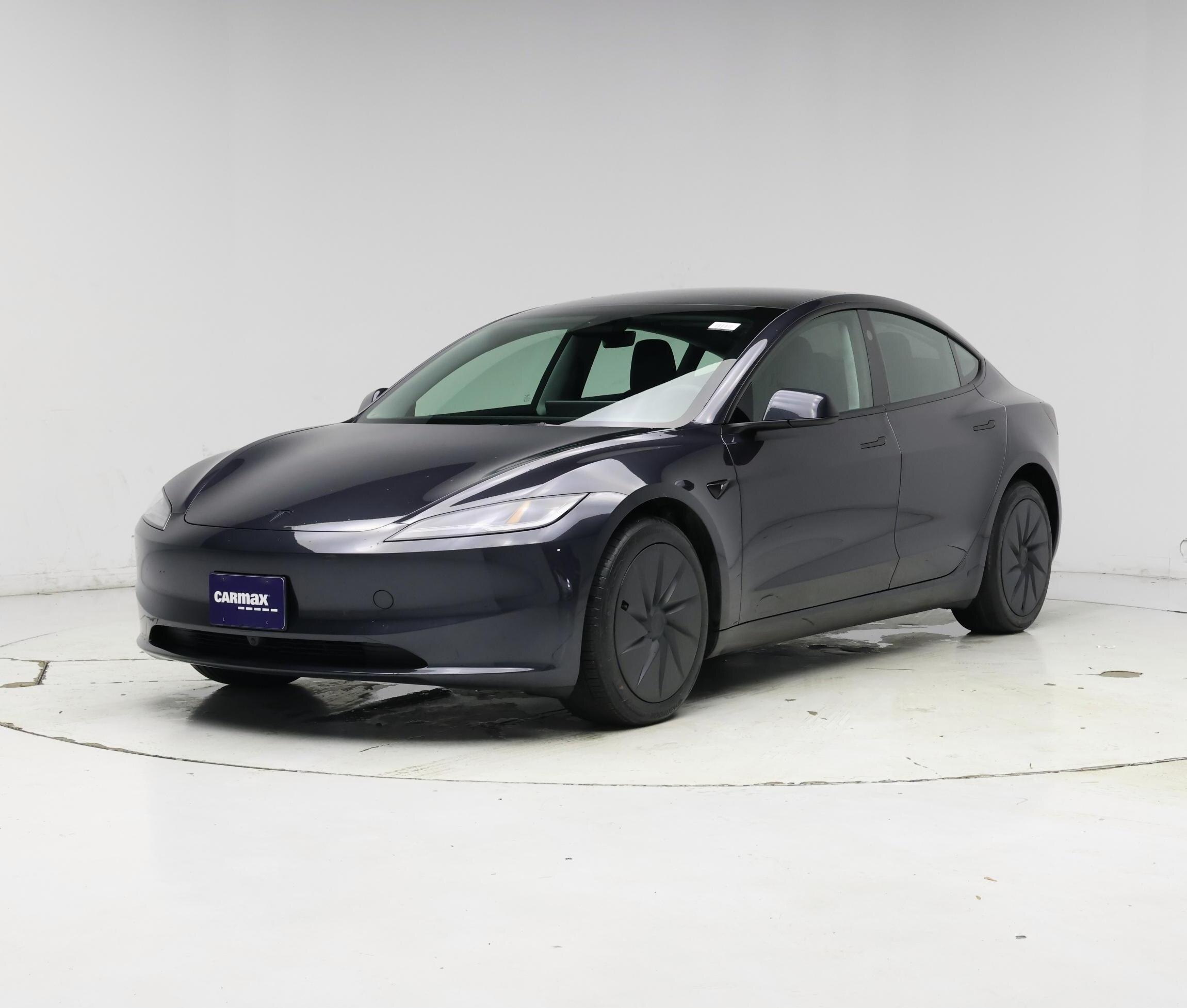 Thumbnail: 2026 Tesla Model 3 - 4