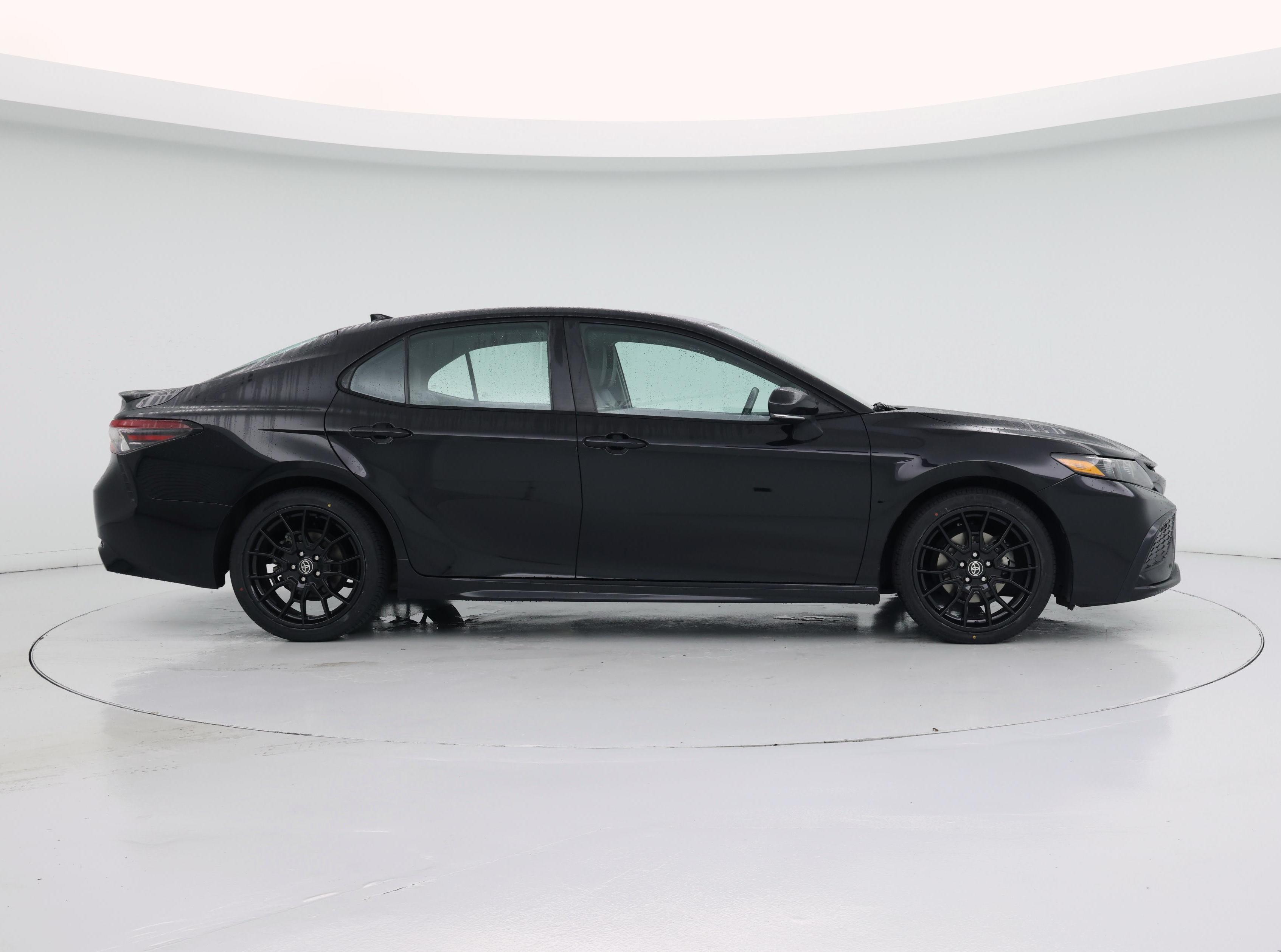Thumbnail: 2023 Toyota Camry - 7