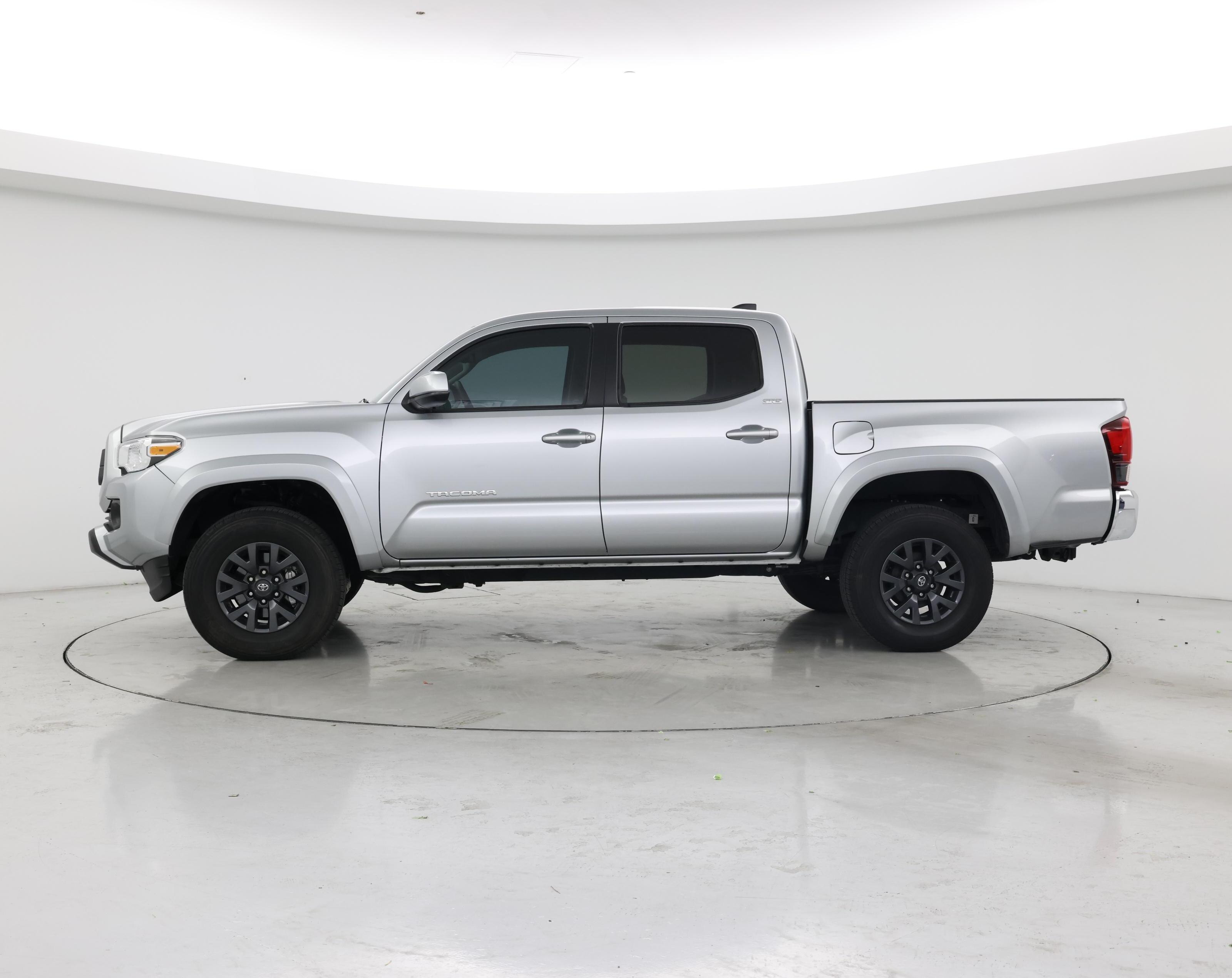 Thumbnail: 2023 Toyota Tacoma - 3
