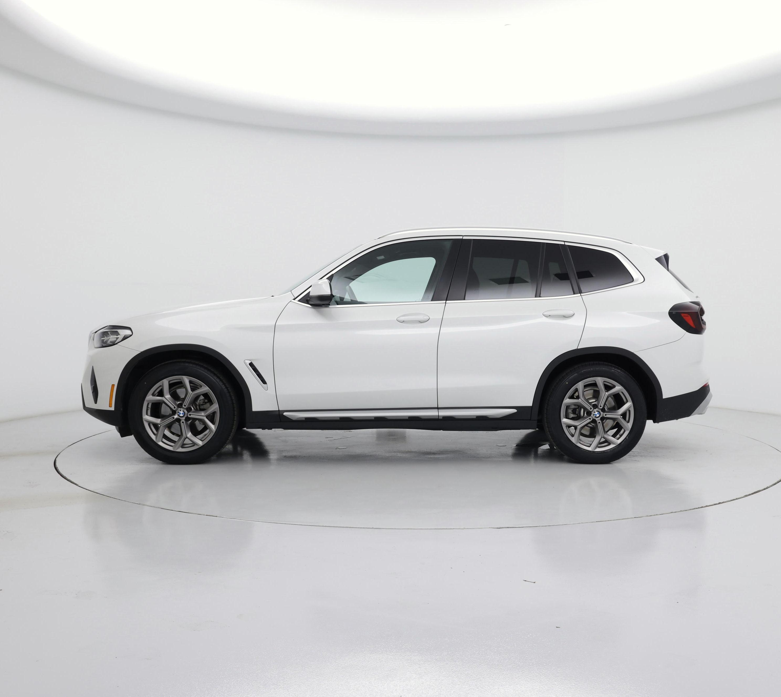 Thumbnail: 2022 BMW X3 - 3