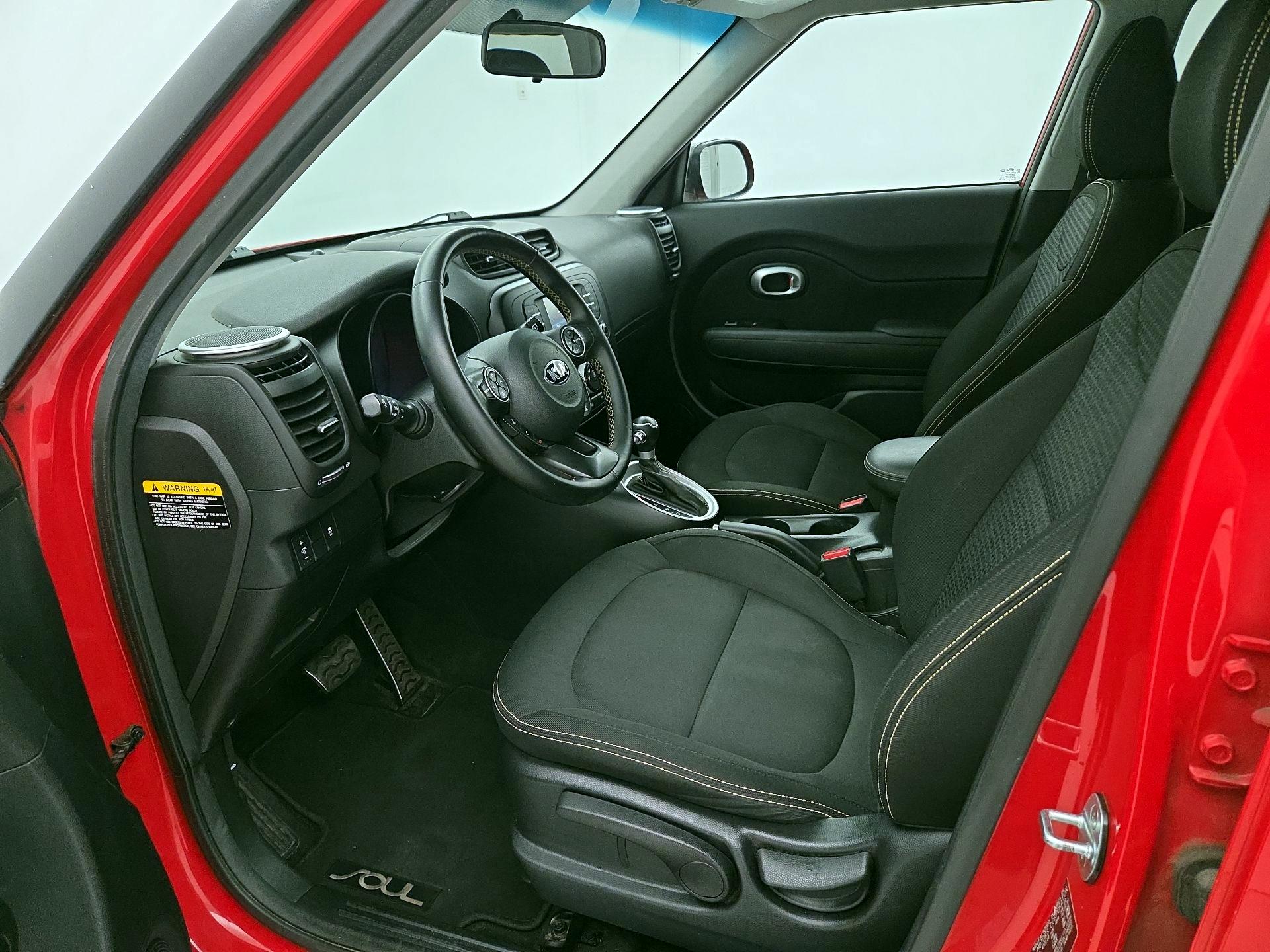 Thumbnail: 2016 Kia Soul - 11