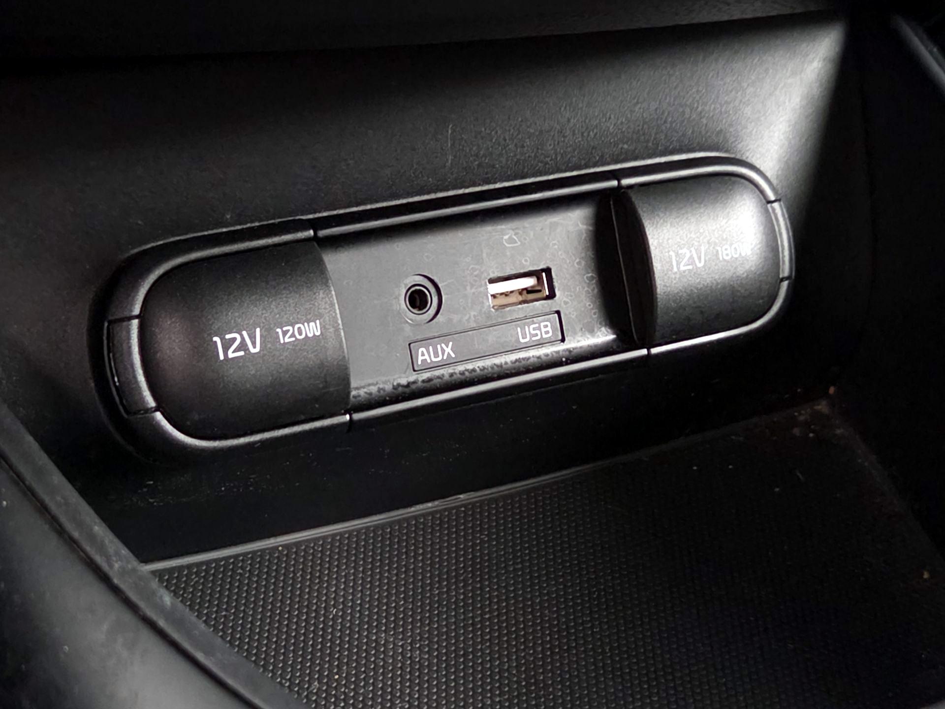 Thumbnail: 2016 Kia Soul - 18