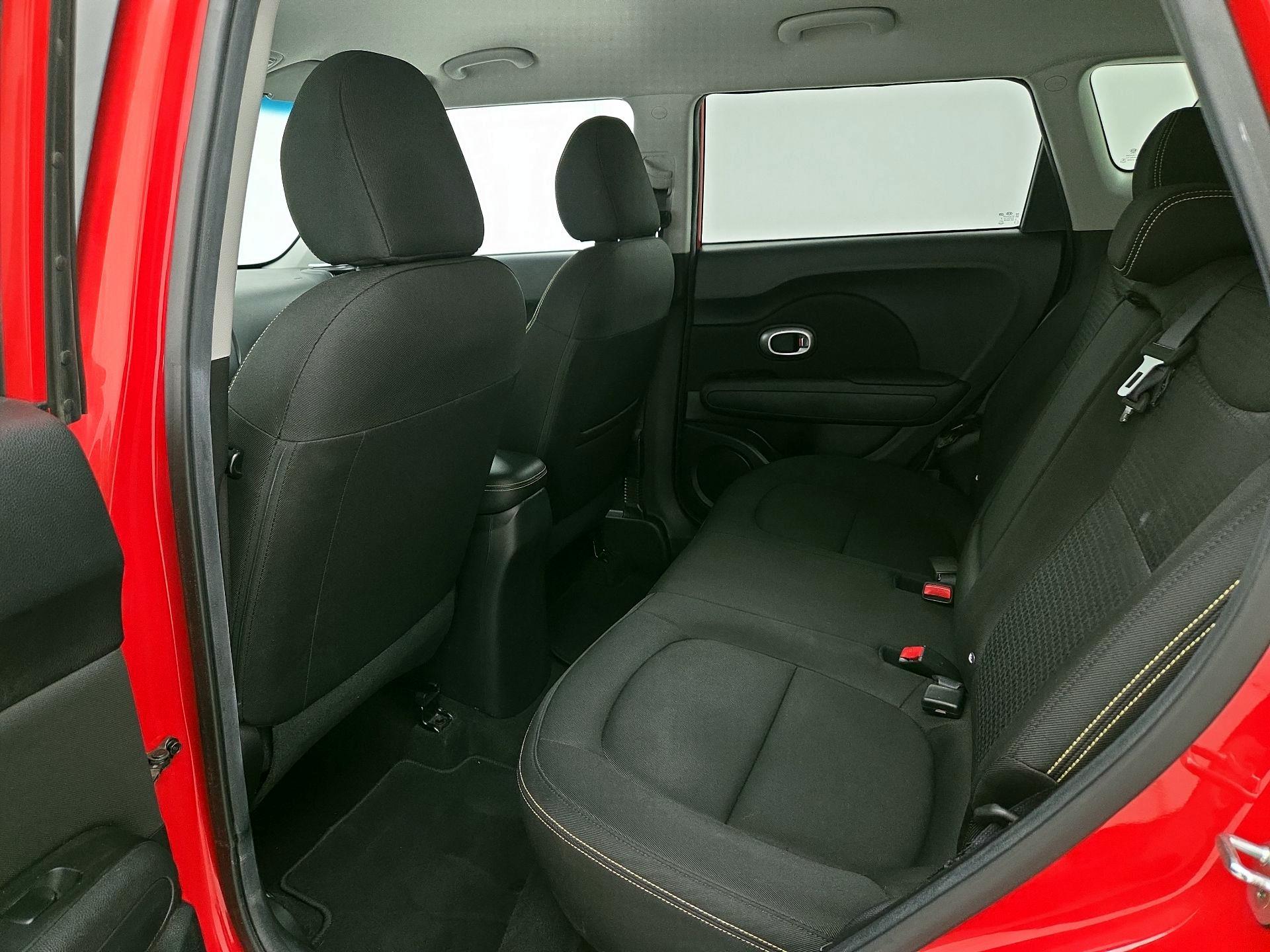 Thumbnail: 2016 Kia Soul - 19