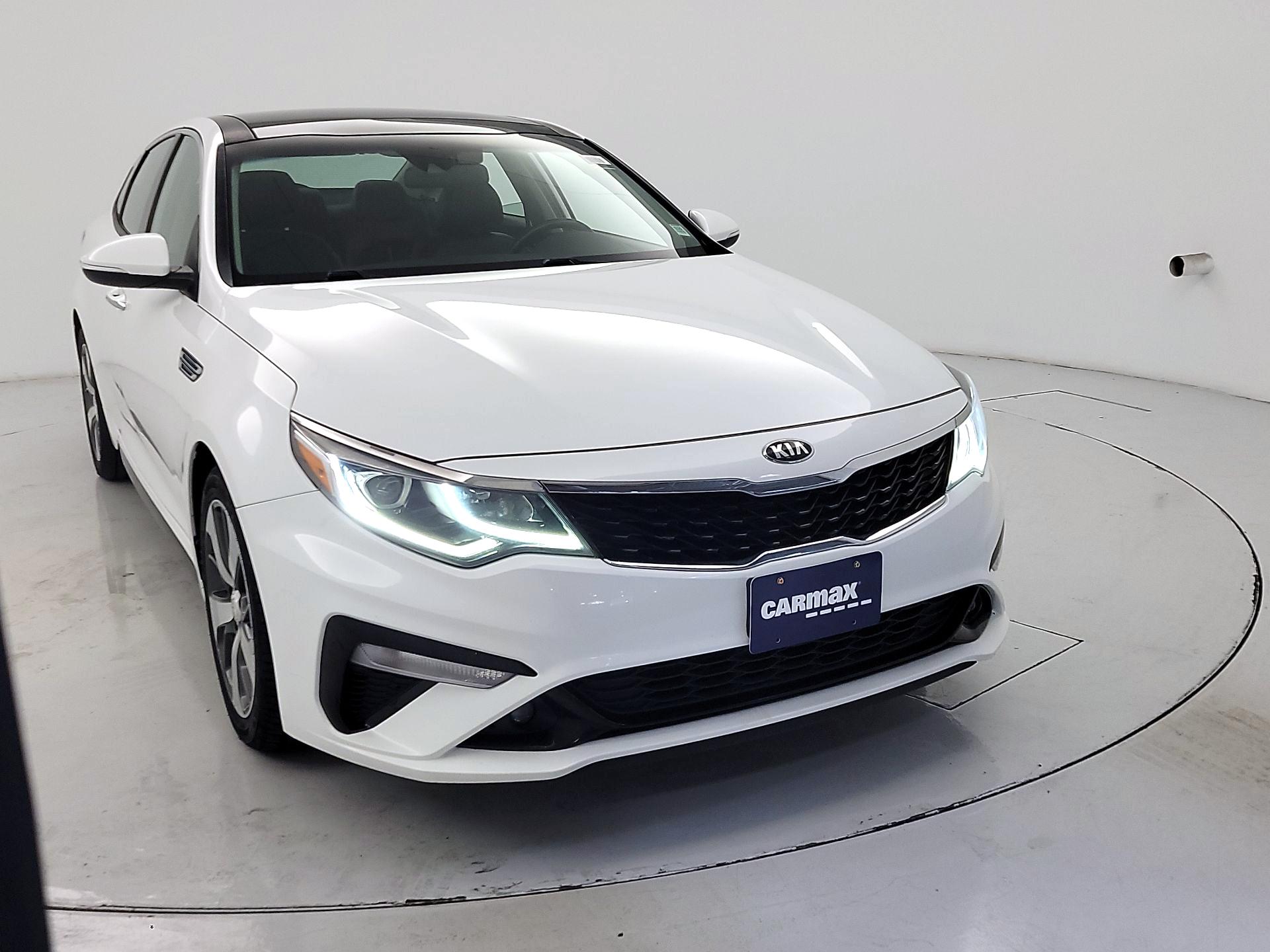 Thumbnail: 2020 Kia Optima - 1