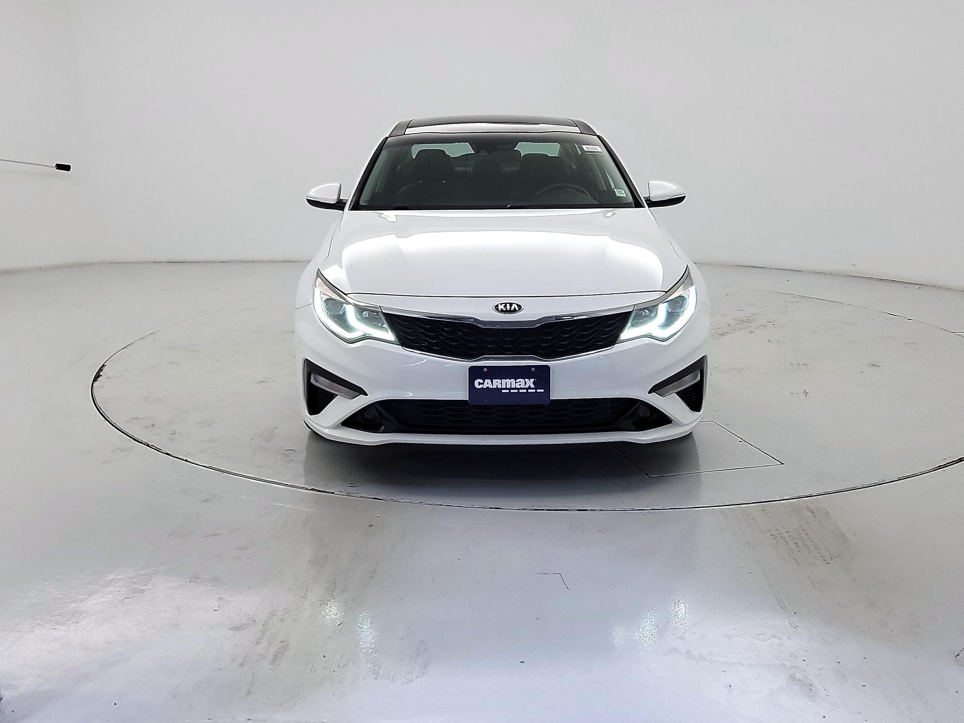 Thumbnail: 2020 Kia Optima - 2