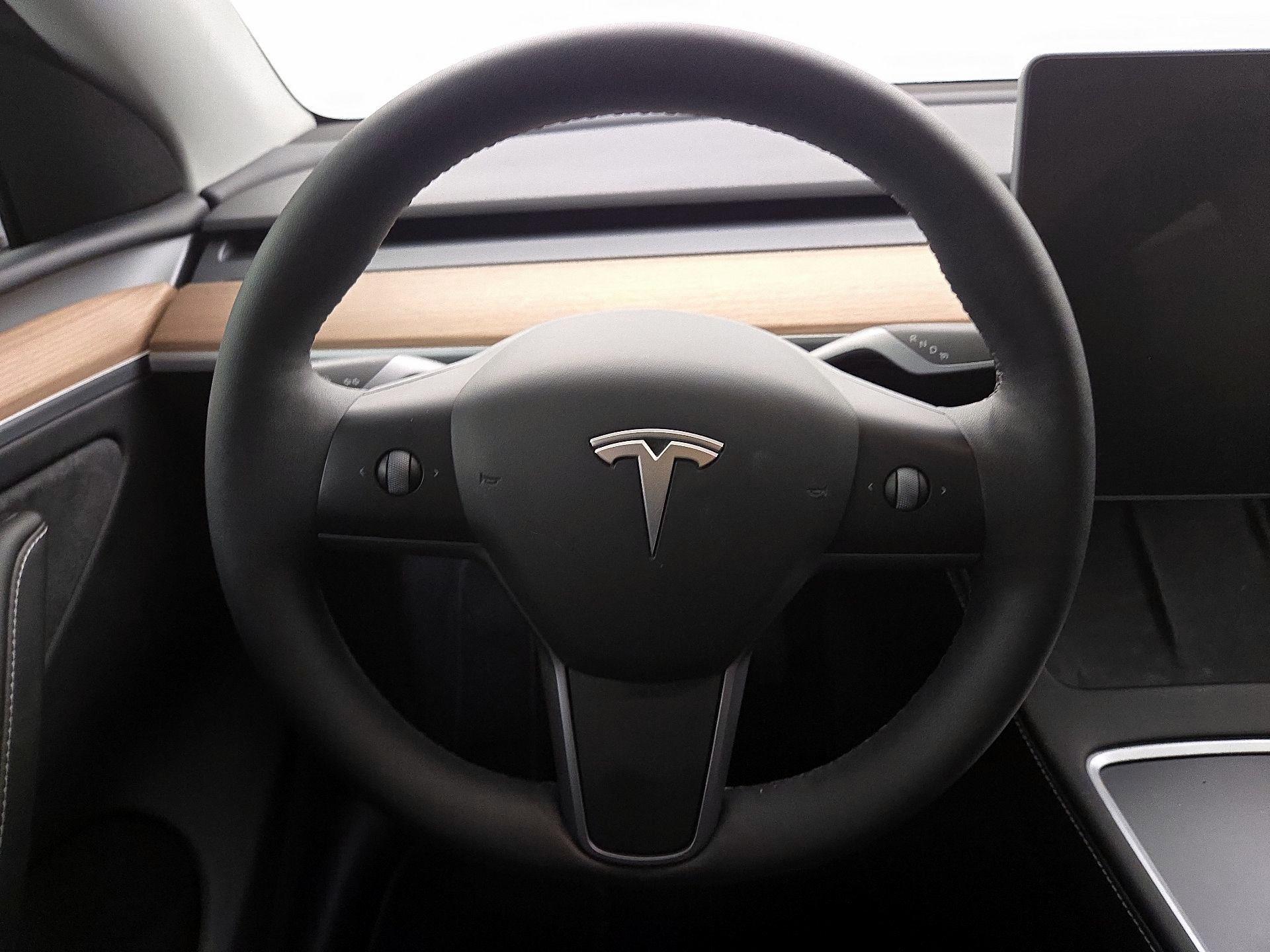 Thumbnail: 2024 Tesla Model Y - 10