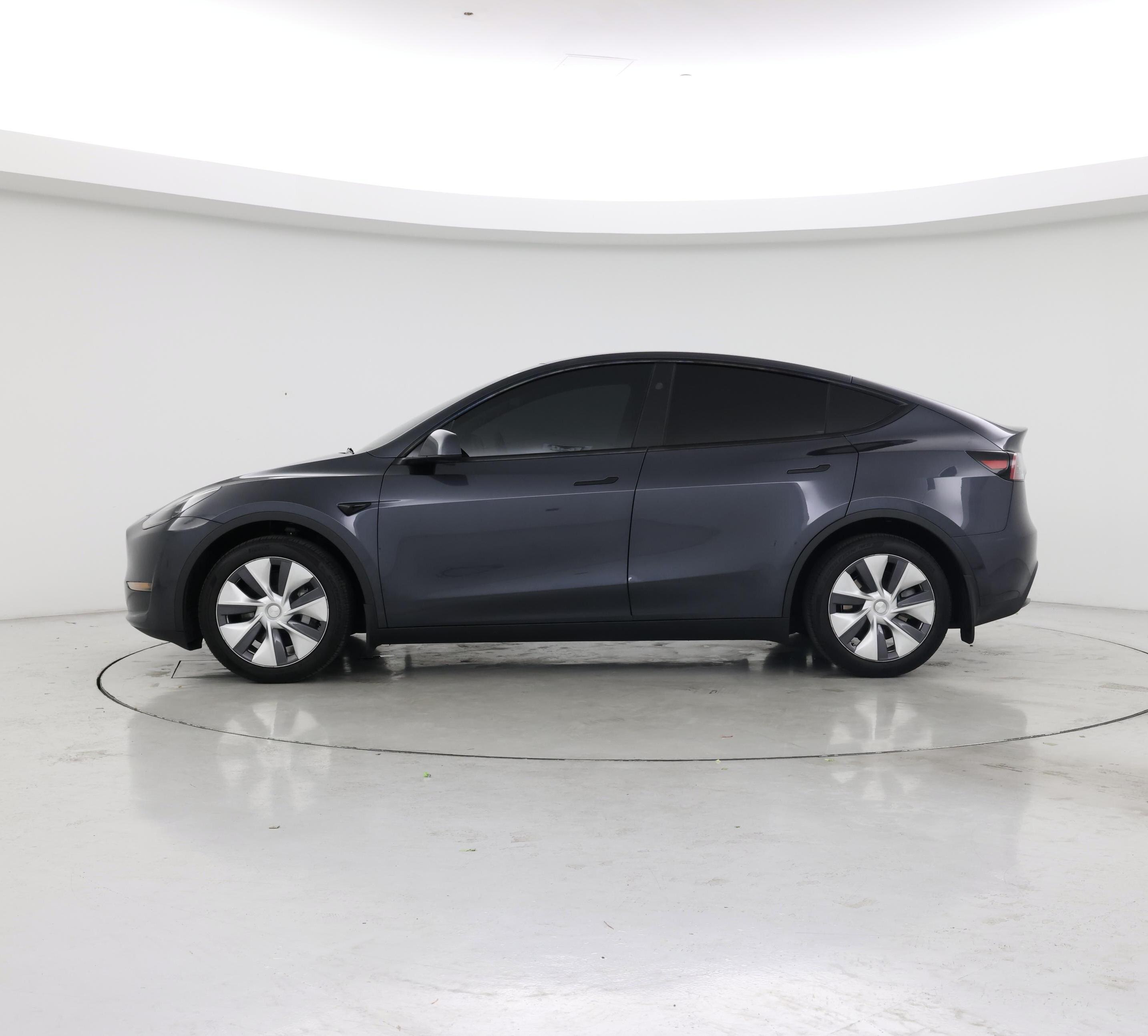 Thumbnail: 2024 Tesla Model Y - 3