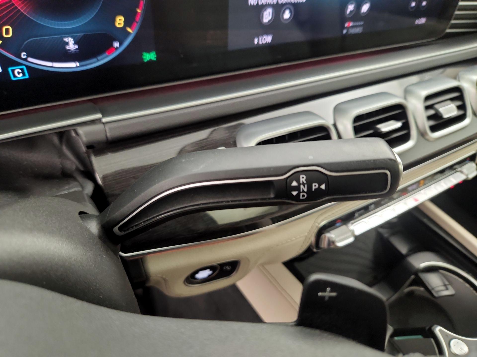 Thumbnail: 2020 Mercedes-Benz GLE - 17
