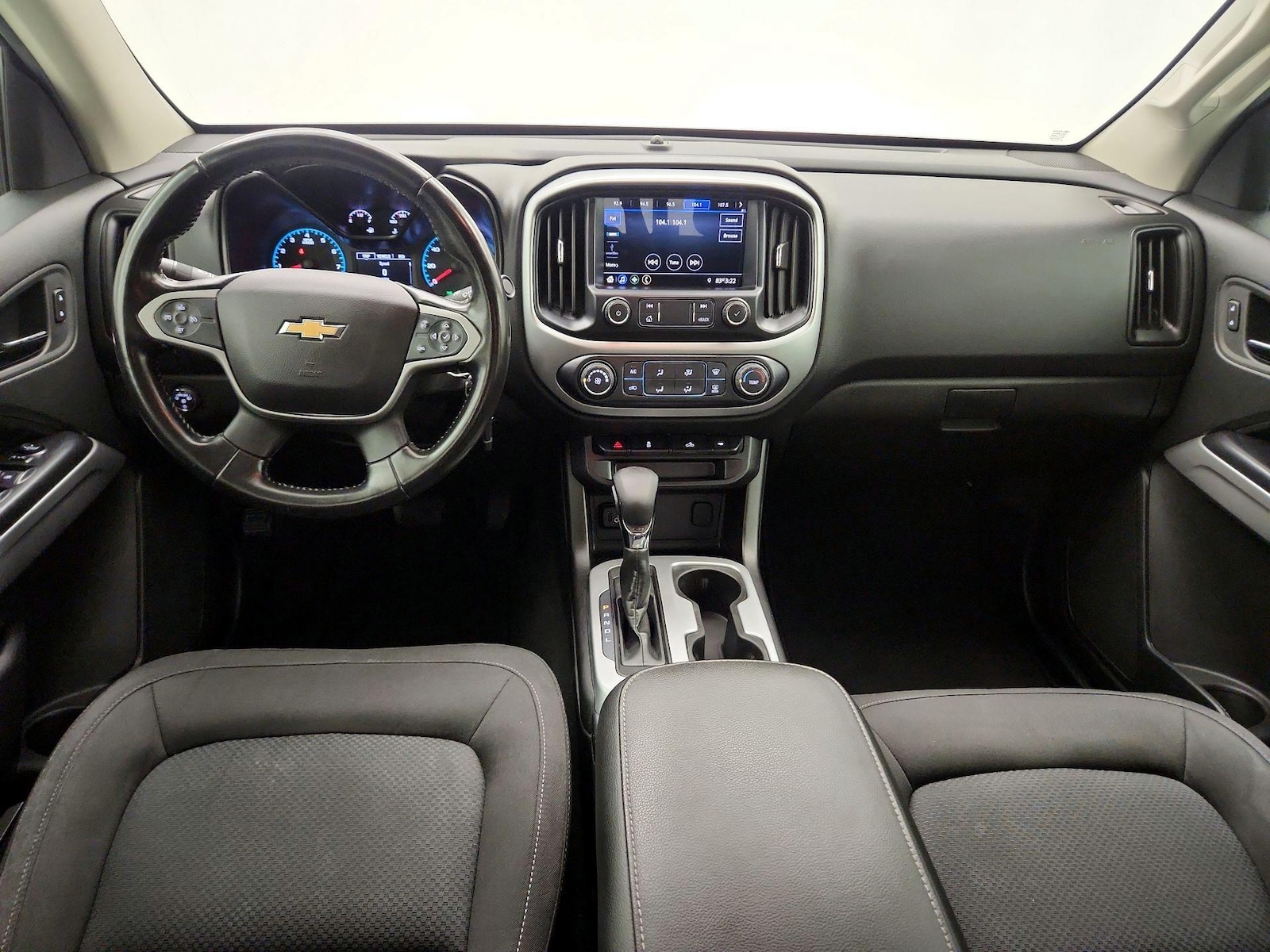 2022 Chevrolet Colorado LT - Photo 10