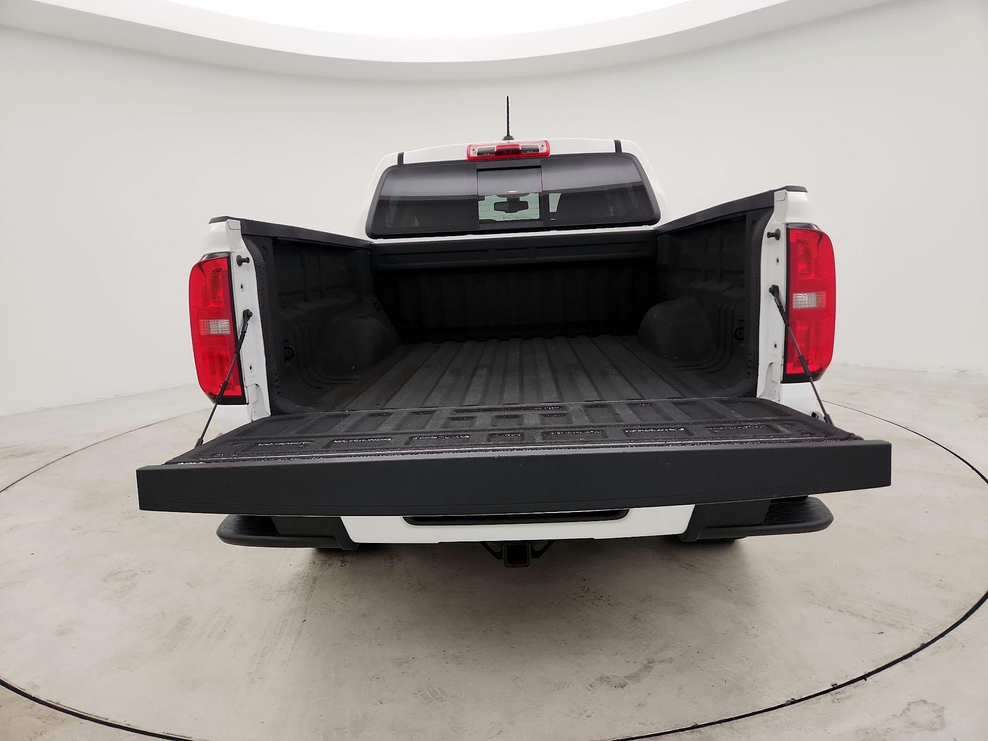 Thumbnail: 2022 Chevrolet Colorado - 20