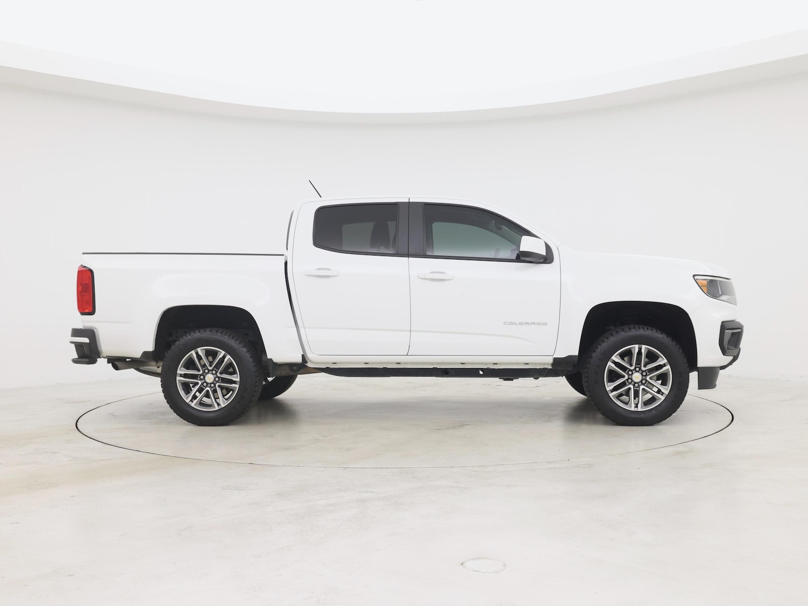 2022 Chevrolet Colorado LT - Photo 8