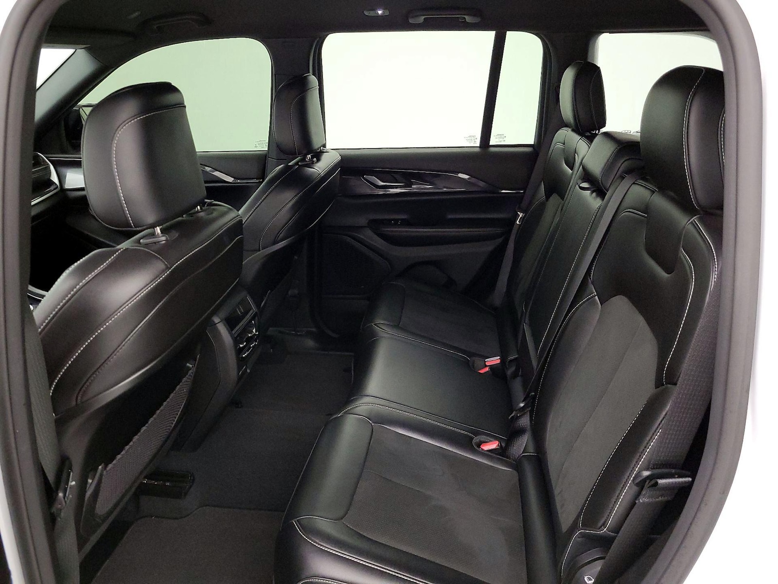 2023 Jeep Grand Cherokee Altitude - Photo 20