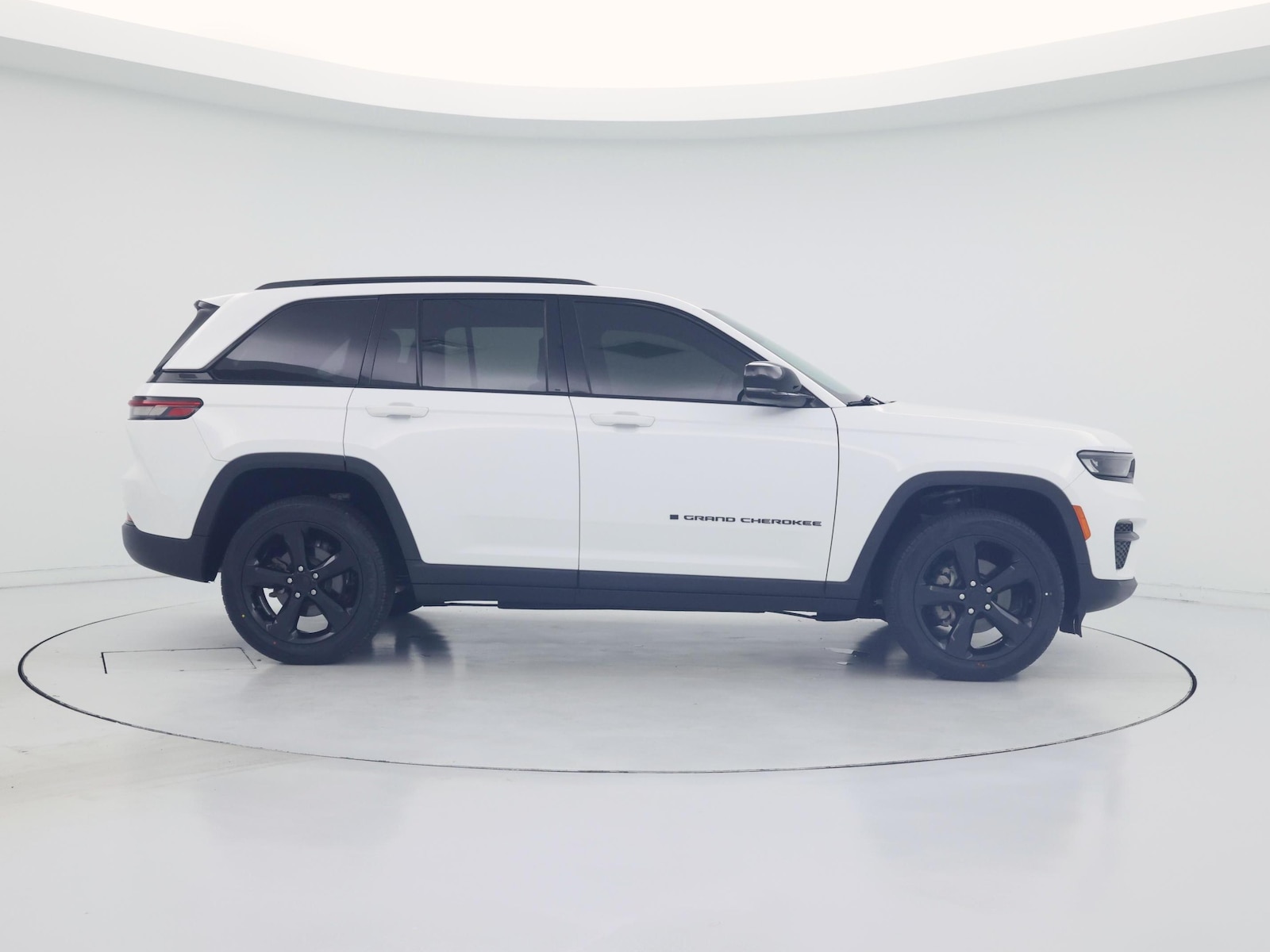 2023 Jeep Grand Cherokee Altitude - Photo 8