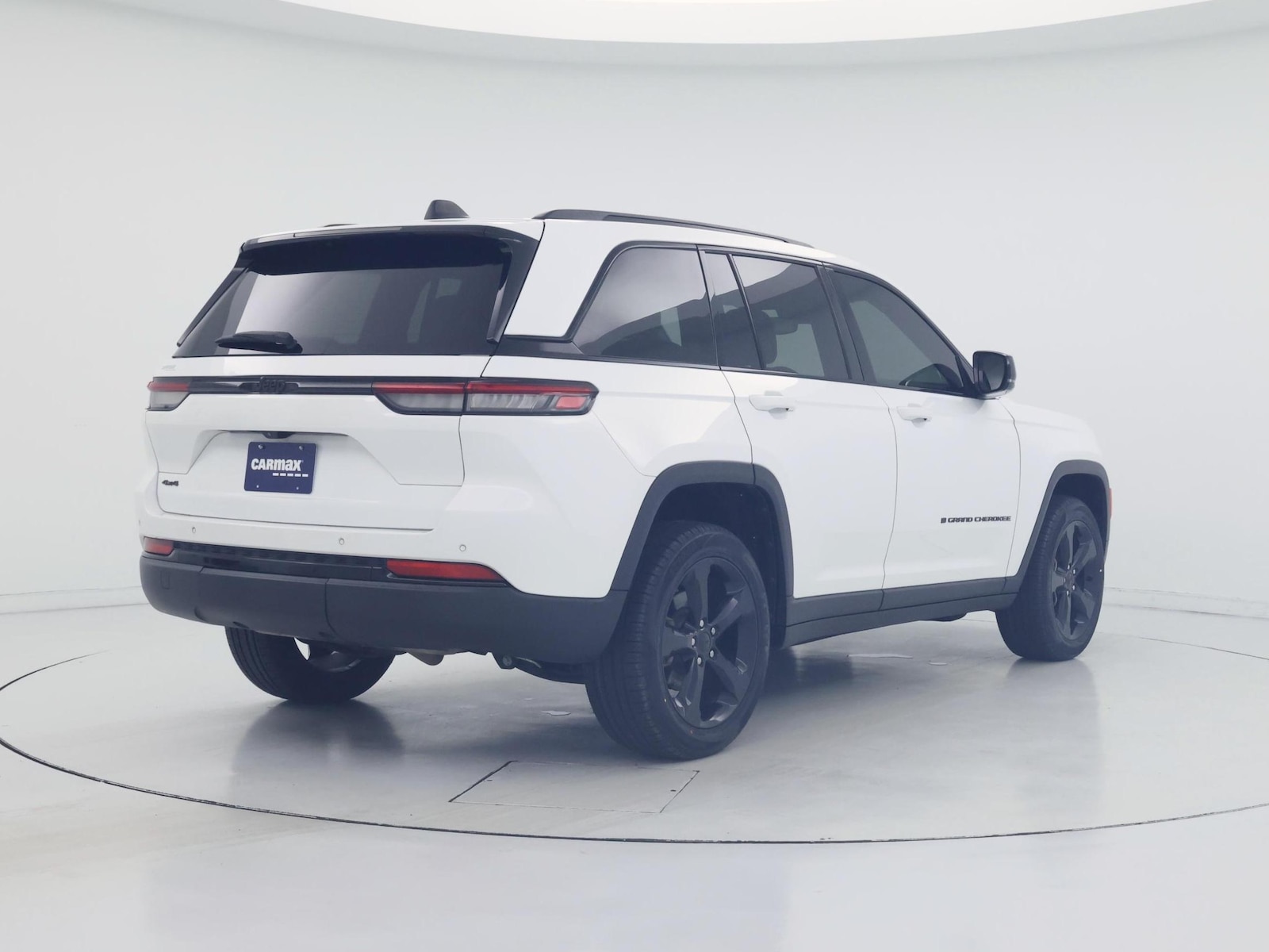 2023 Jeep Grand Cherokee Altitude - Photo 9