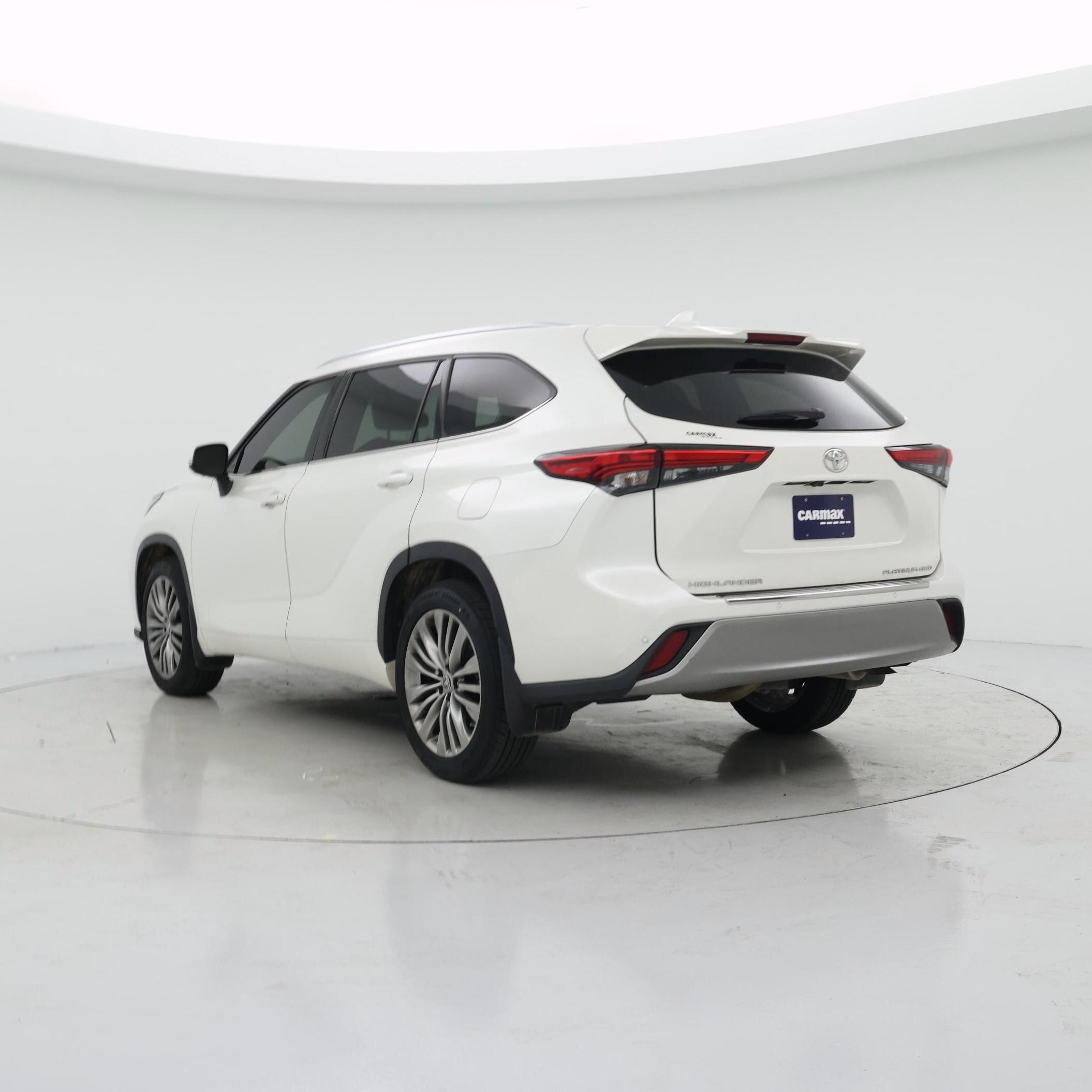 Thumbnail: 2020 Toyota Highlander - 2