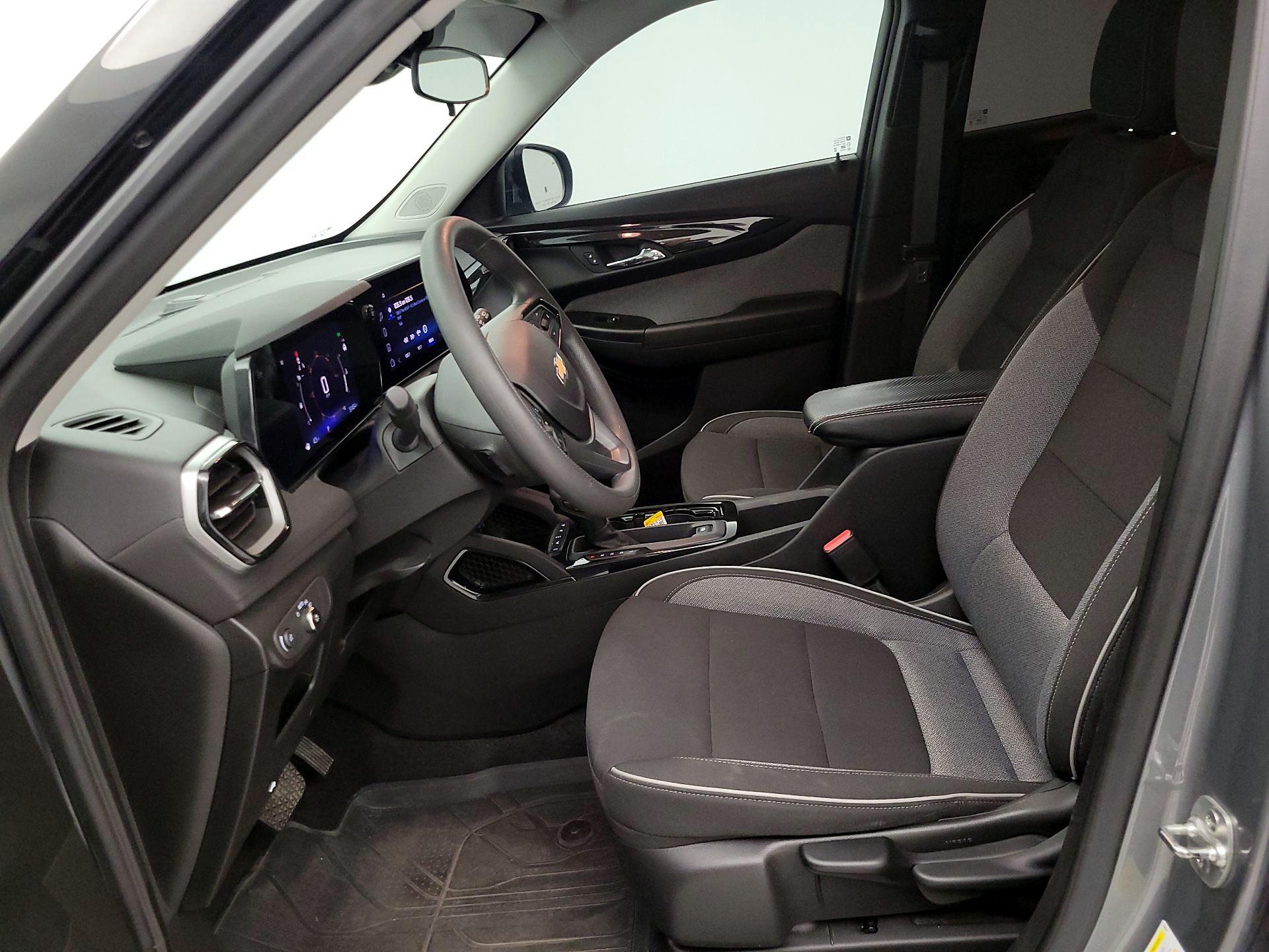 Thumbnail: 2024 Chevrolet TrailBlazer - 11