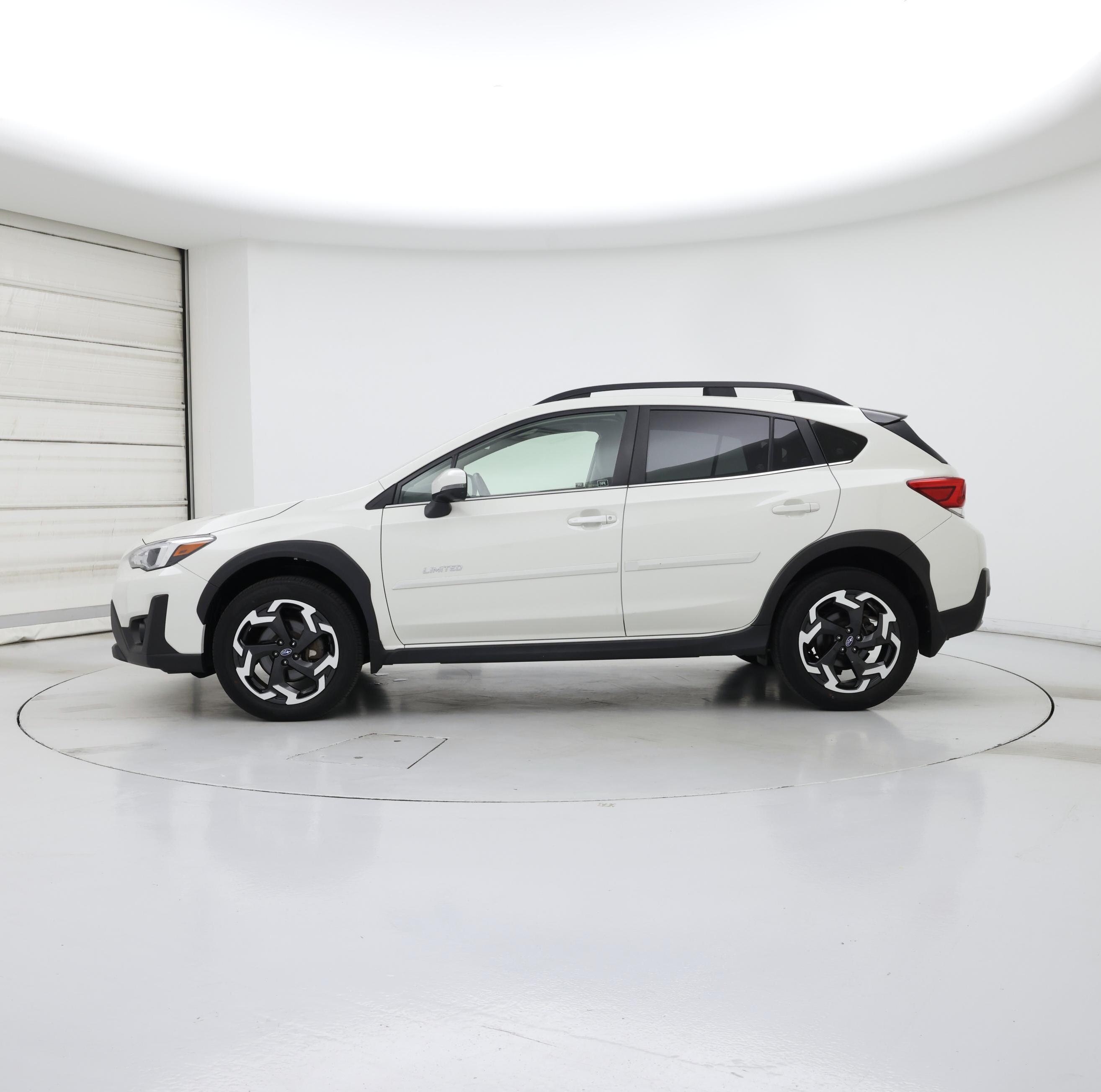 Thumbnail: 2022 Subaru Crosstrek - 3