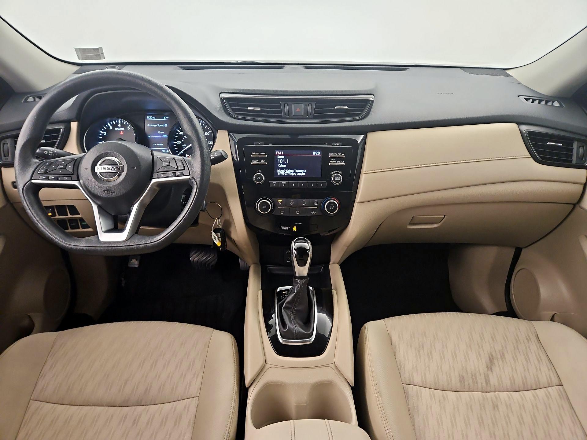 Thumbnail: 2017 Nissan Rogue - 9