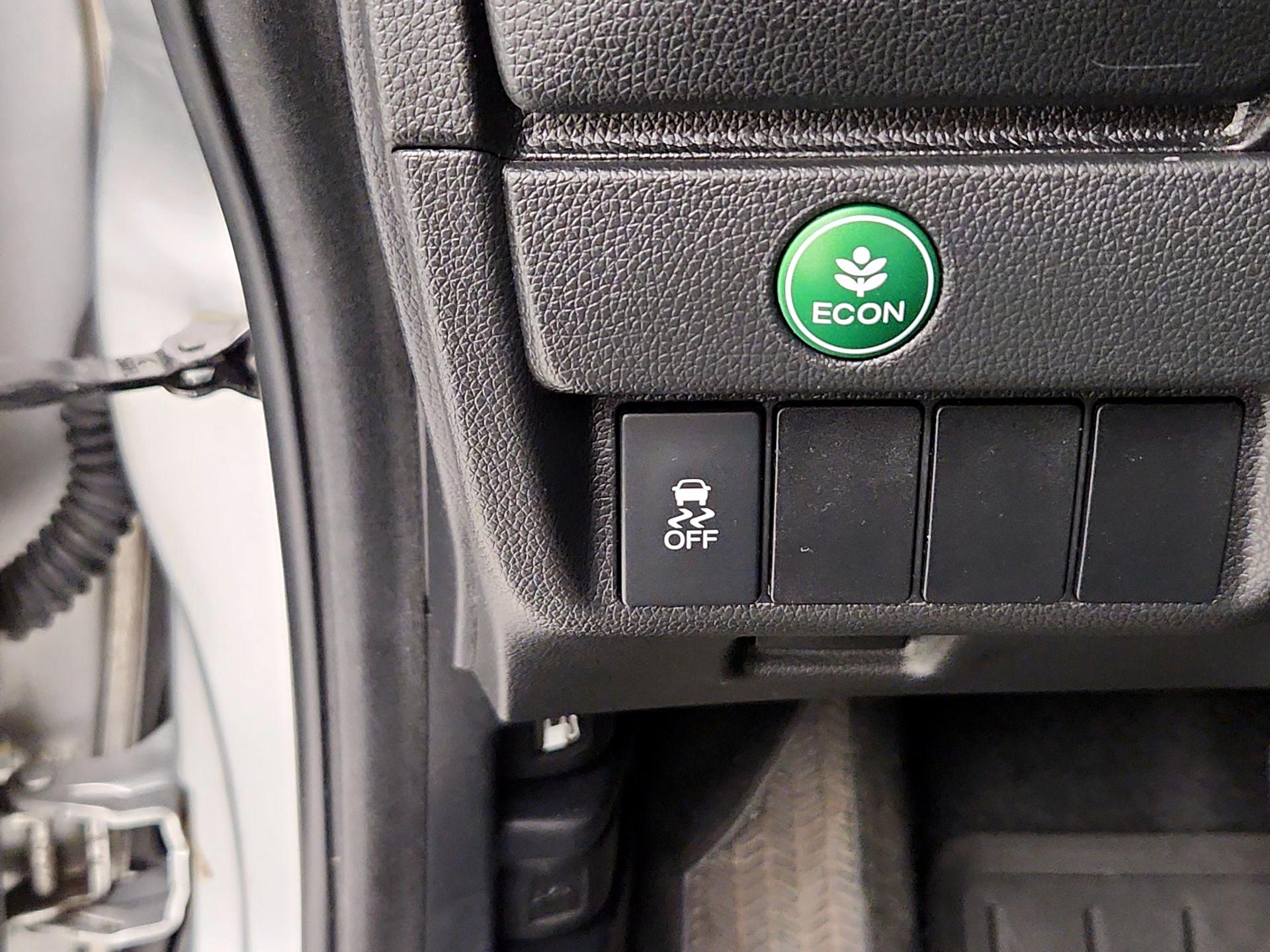 Thumbnail: 2015 Honda Fit - 13