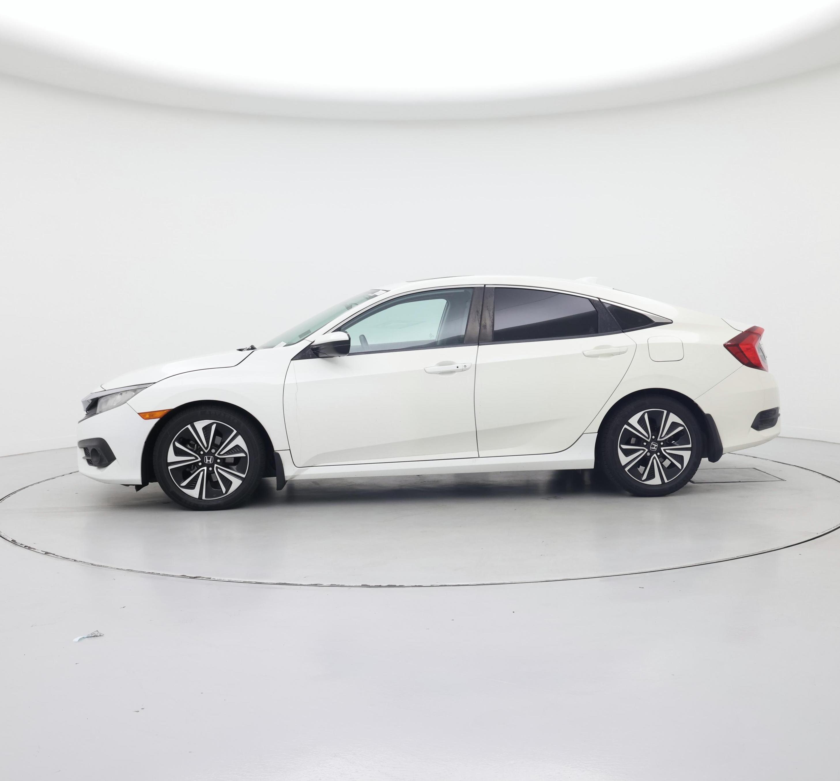 Thumbnail: 2017 Honda Civic - 3