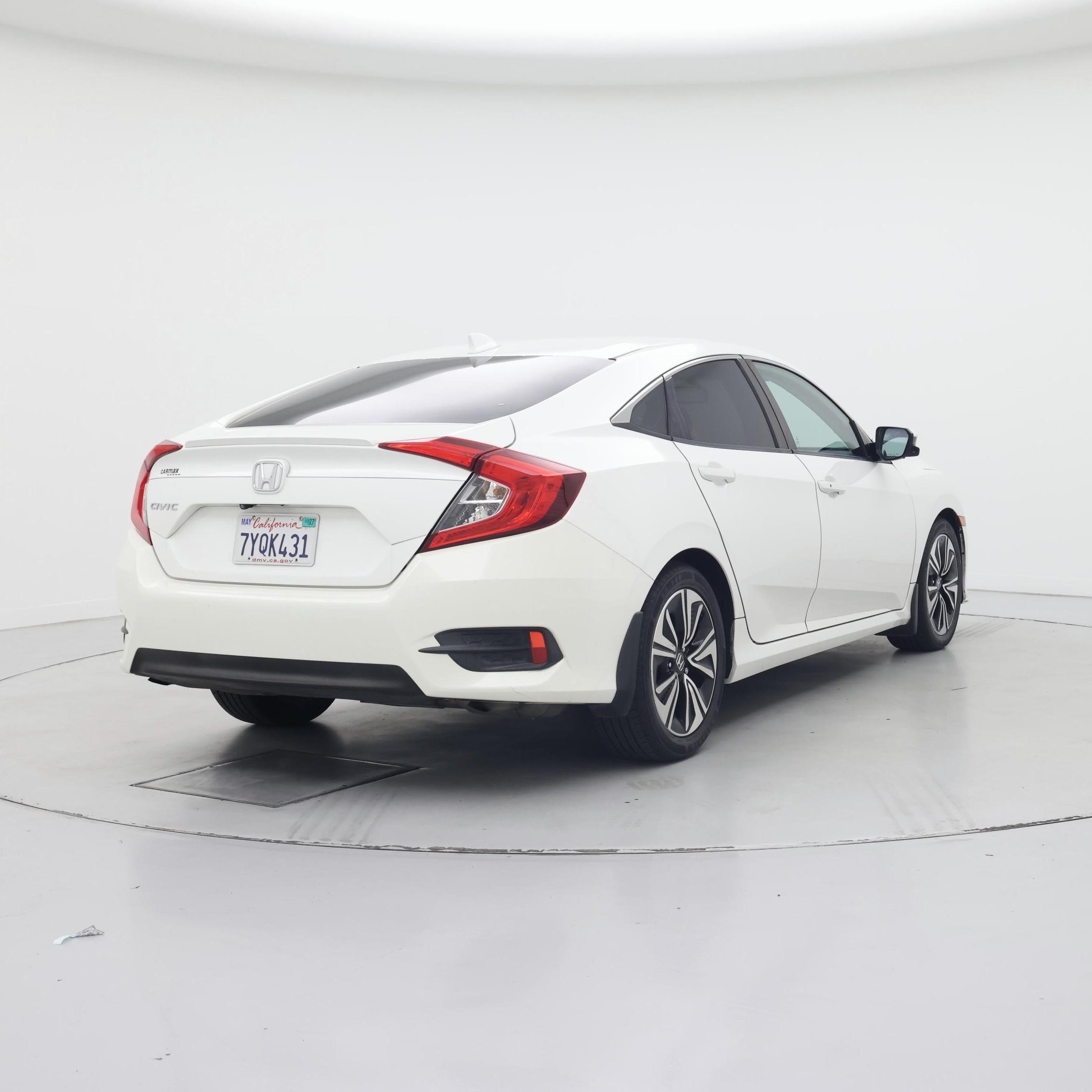 Thumbnail: 2017 Honda Civic - 8