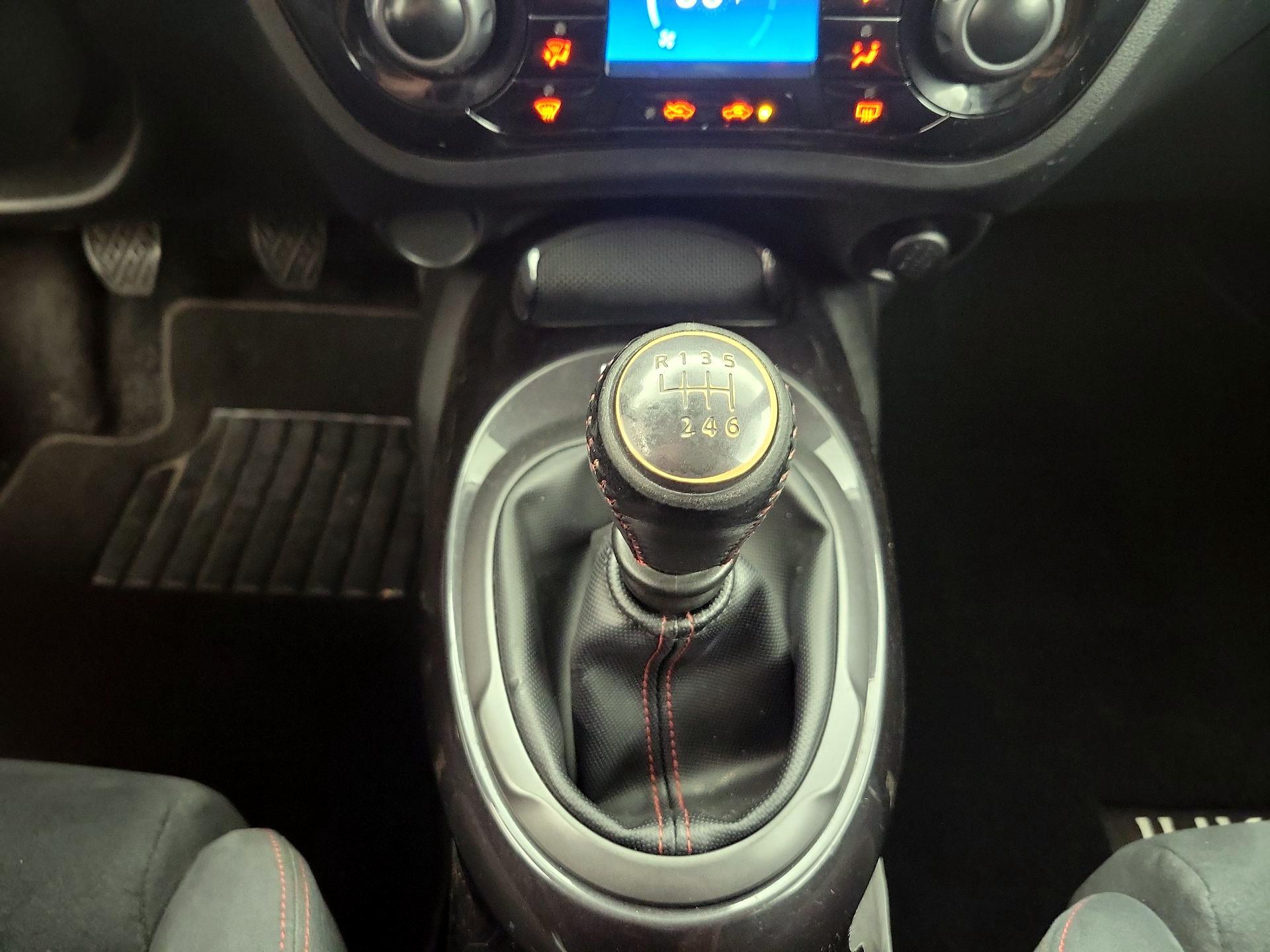 Thumbnail: 2014 Nissan Juke - 16